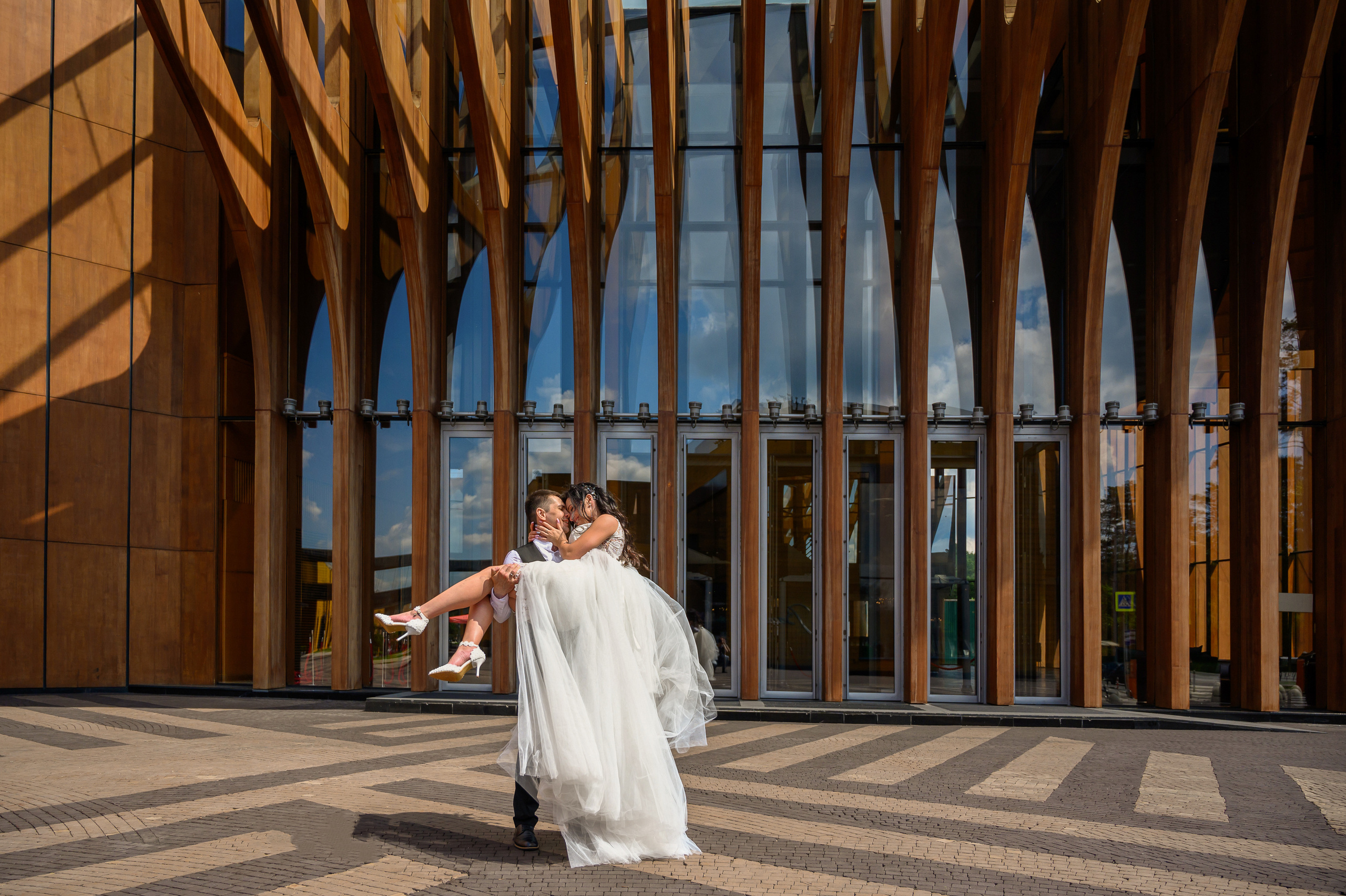 Свадьба, кабриолет В Барвихе. Семейный и контент фотограф в Москве Alira