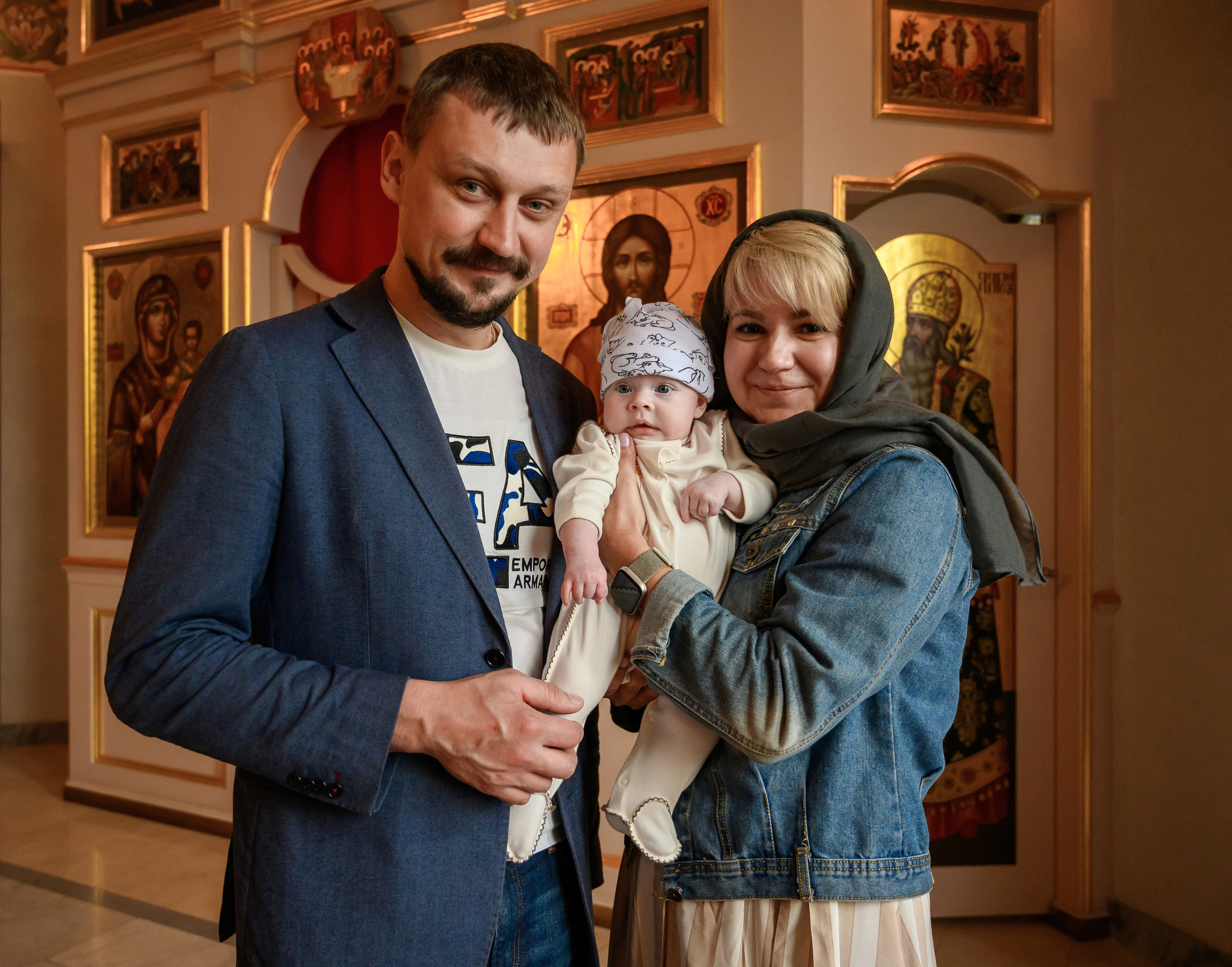 Крещение Варвары. Семейный и контент фотограф в Москве Alira