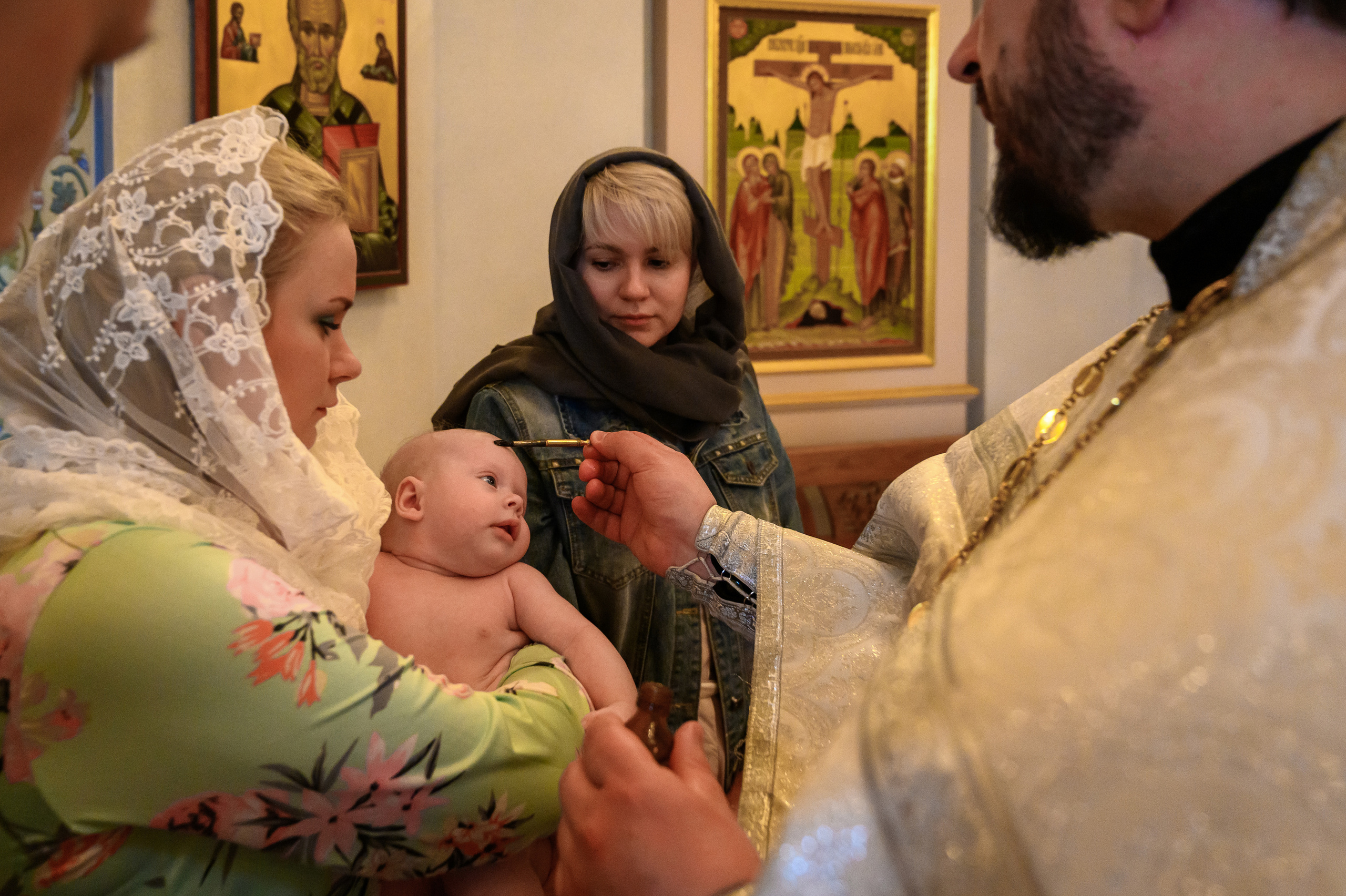 Крещение Варвары. Семейный и контент фотограф в Москве Alira