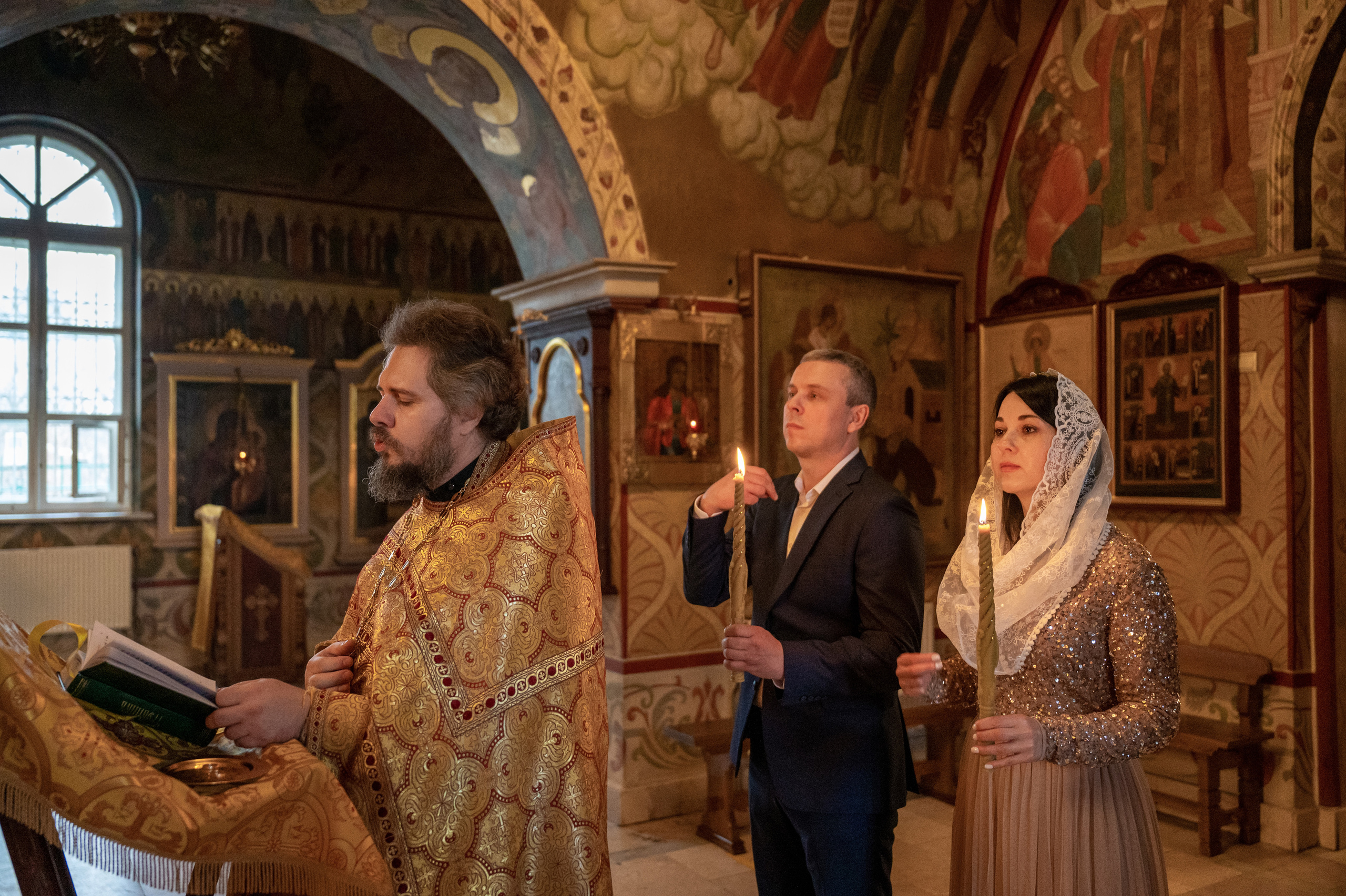 Венчание Александра и Ирины. Семейный и контент фотограф в Москве Alira