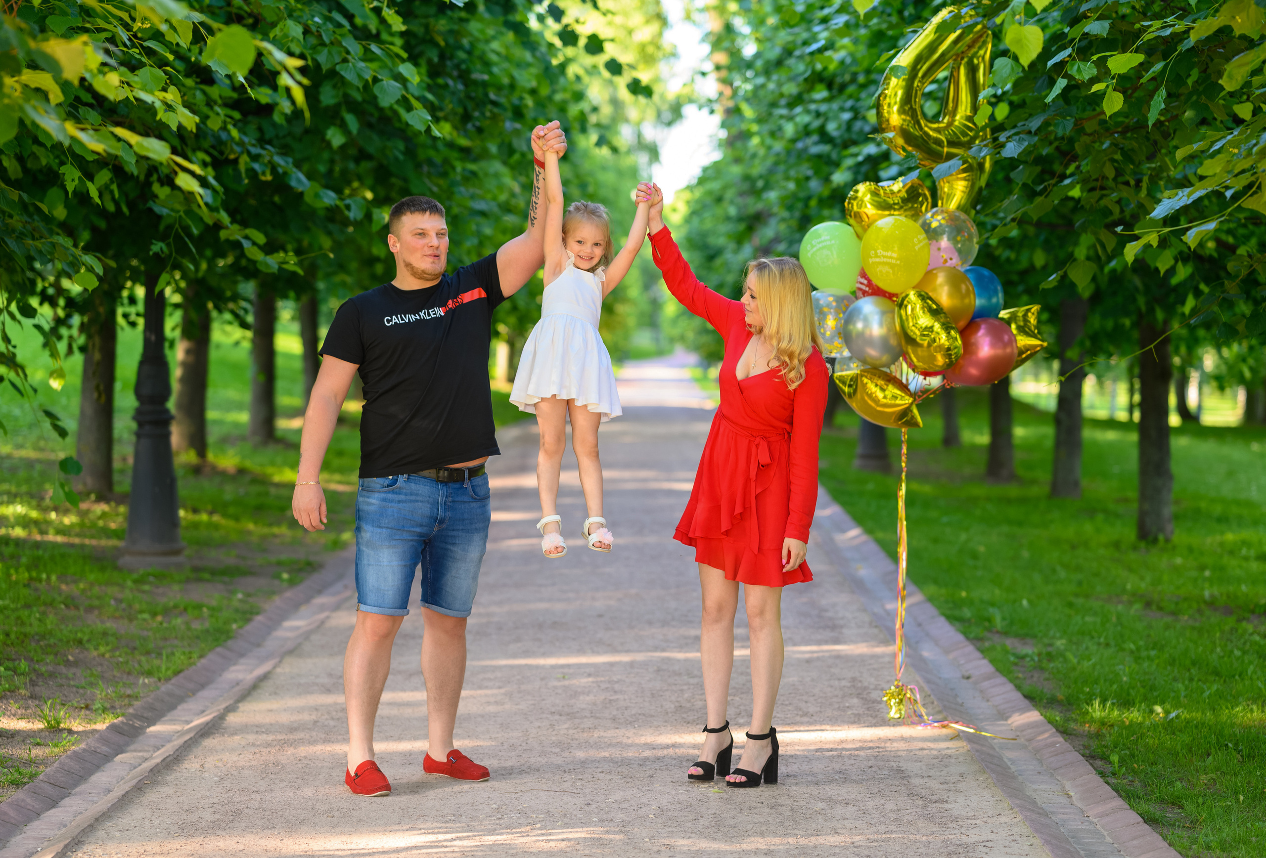 ДР Анюты 4 года. Семейный и контент фотограф в Москве Alira