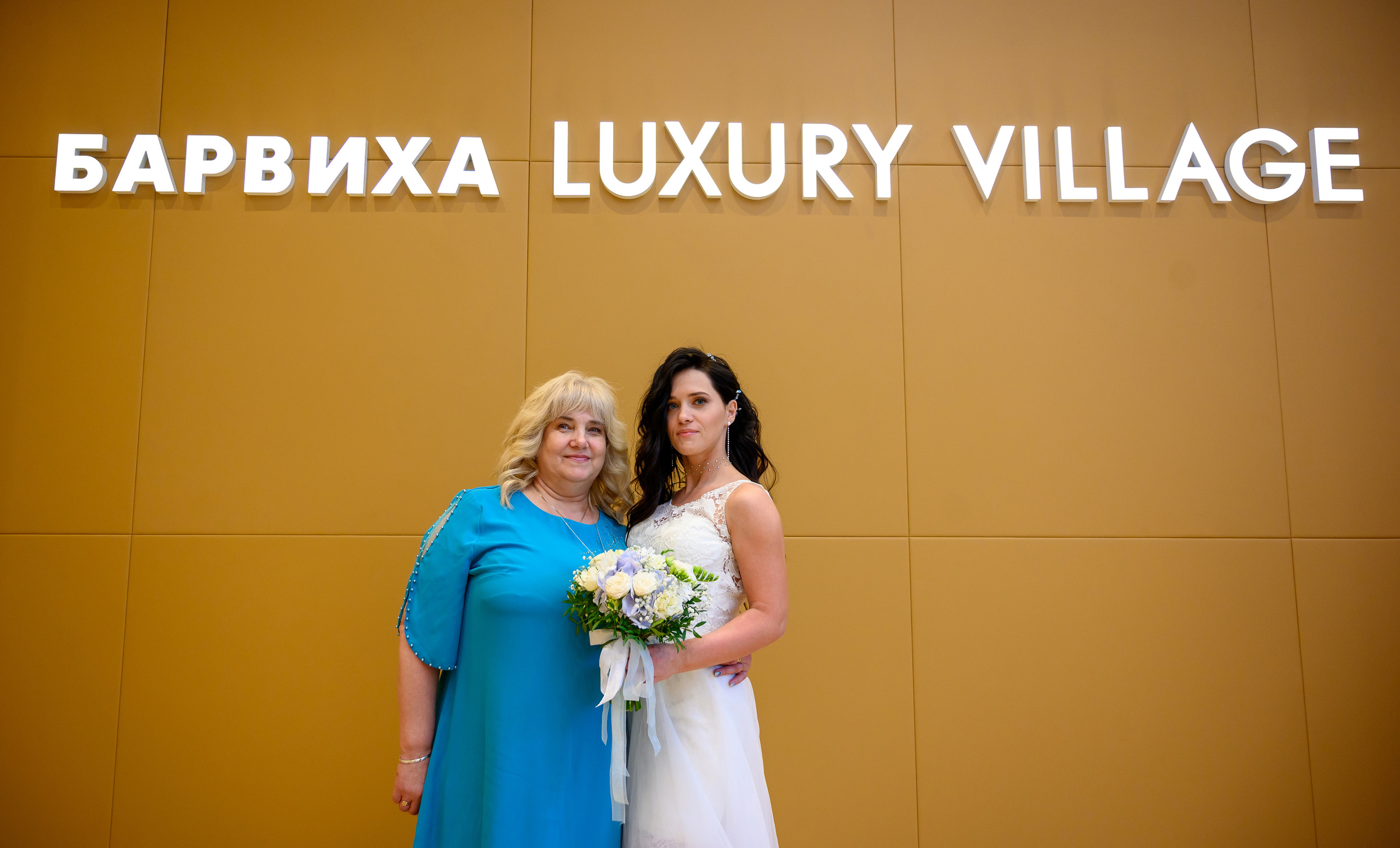 Свадьба, кабриолет В Барвихе. Семейный и контент фотограф в Москве Alira