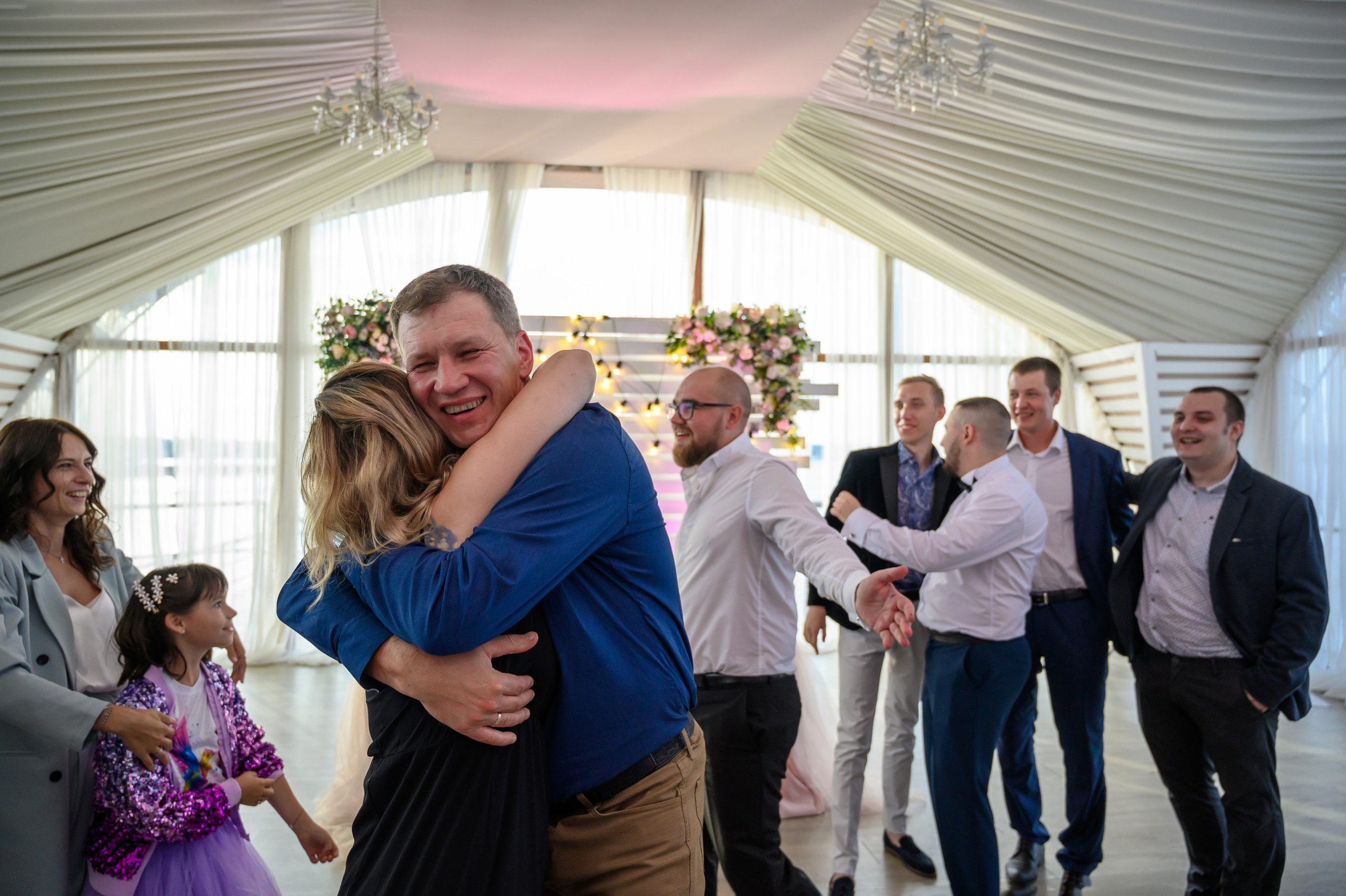 Свадьба на закате, съемка на закате. Семейный и контент фотограф в Москве Alira