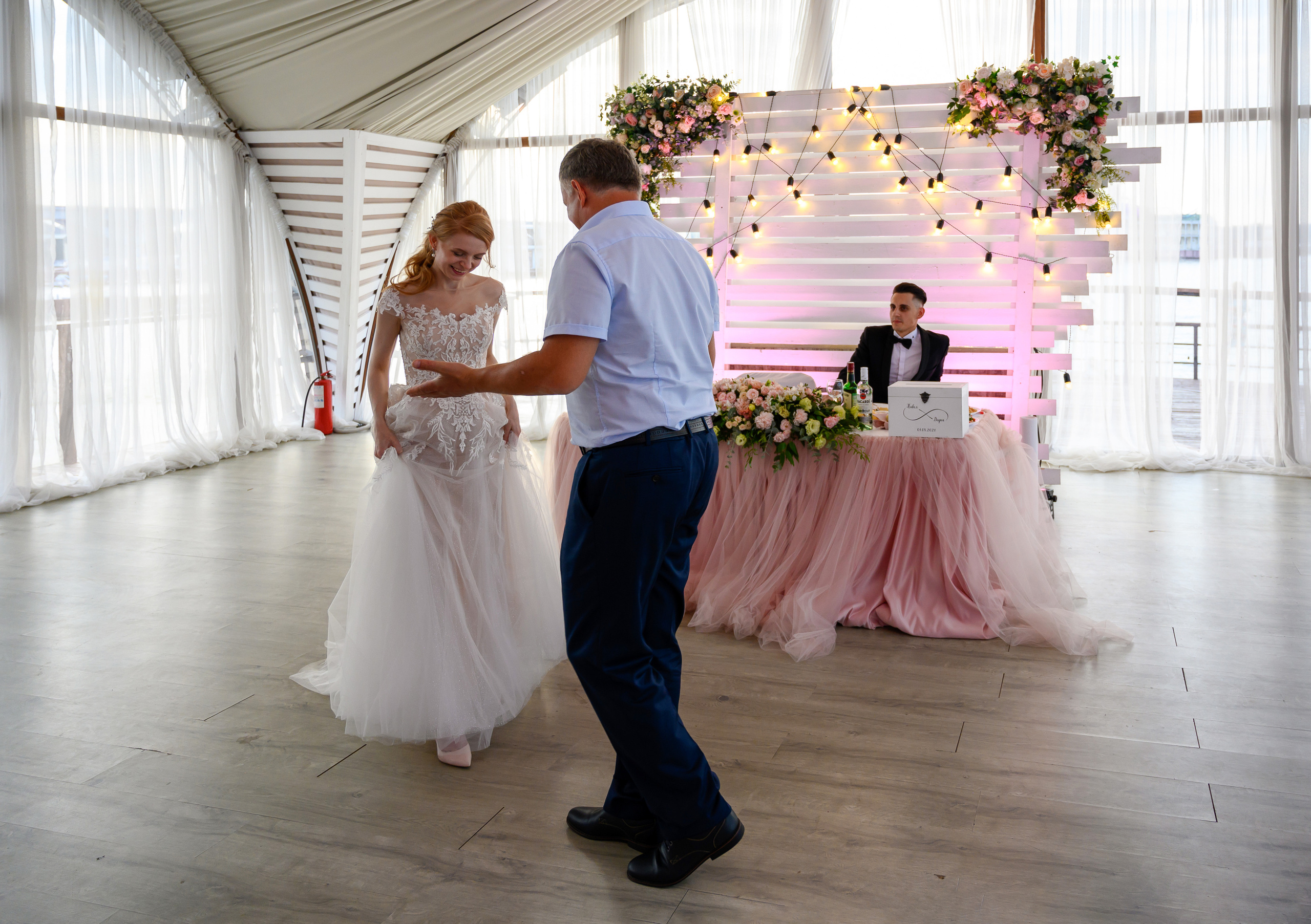 Свадьба на закате, съемка на закате. Семейный и контент фотограф в Москве Alira