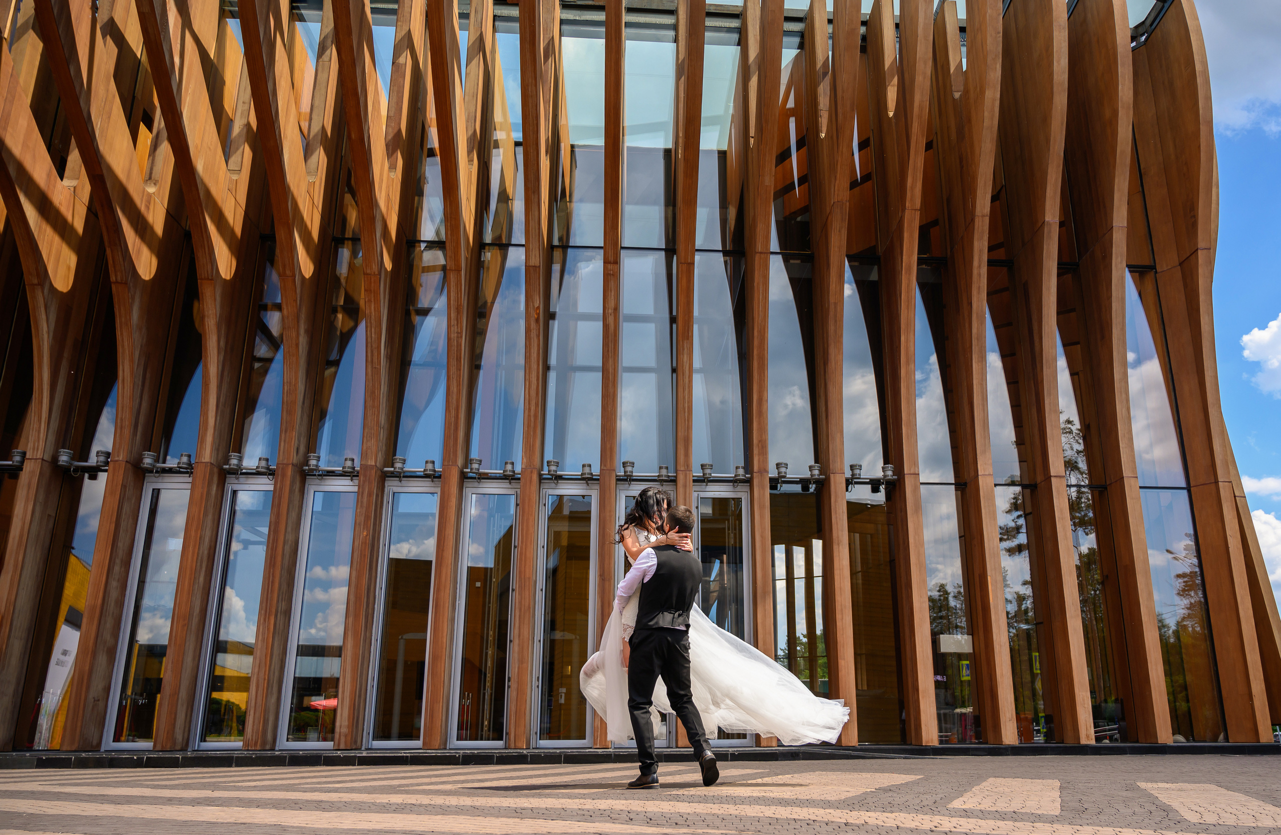 Свадьба, кабриолет В Барвихе. Семейный и контент фотограф в Москве Alira