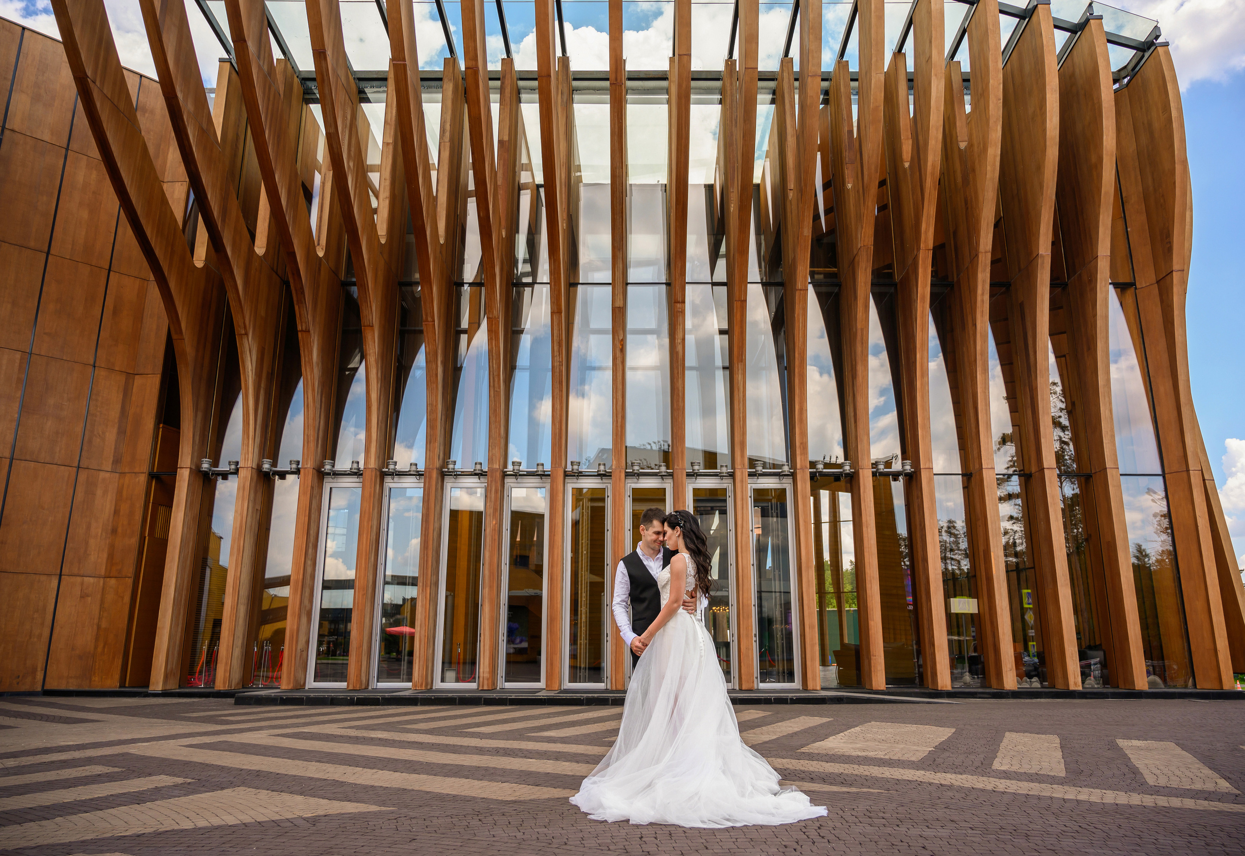 Свадьба, кабриолет В Барвихе. Семейный и контент фотограф в Москве Alira