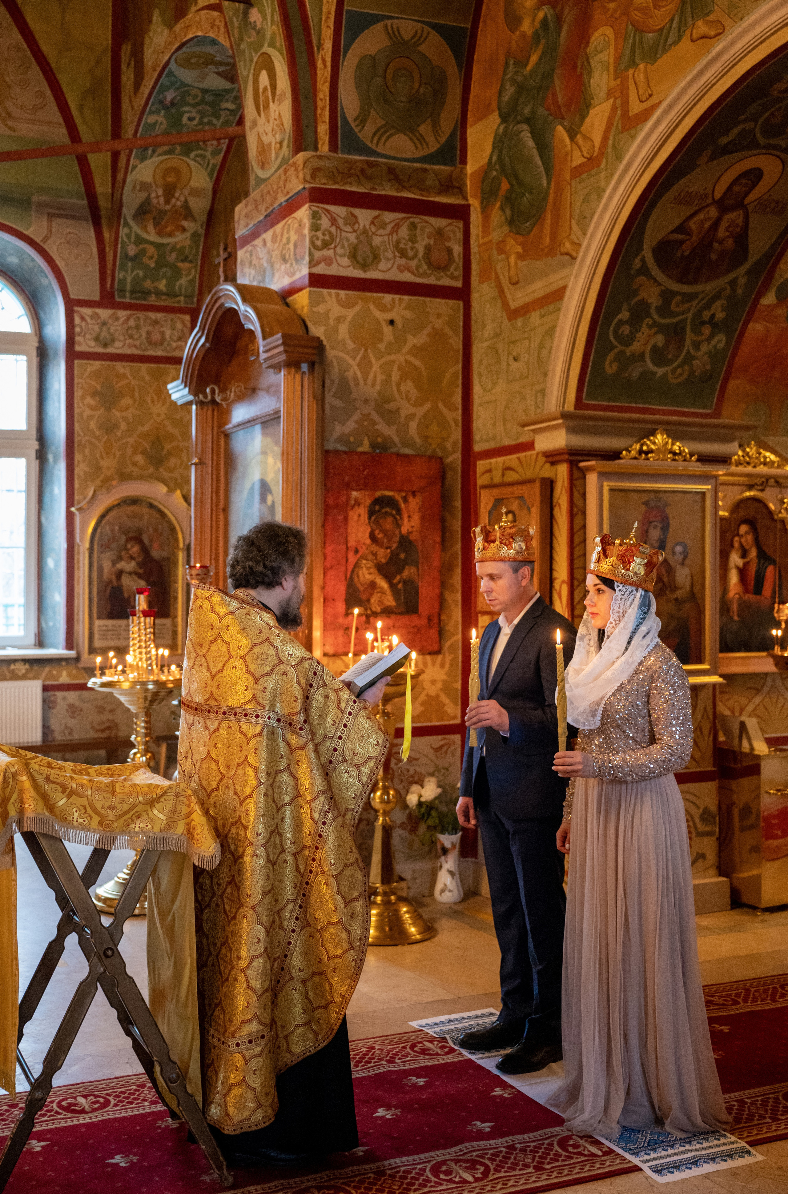 Венчание Александра и Ирины. Семейный и контент фотограф в Москве Alira
