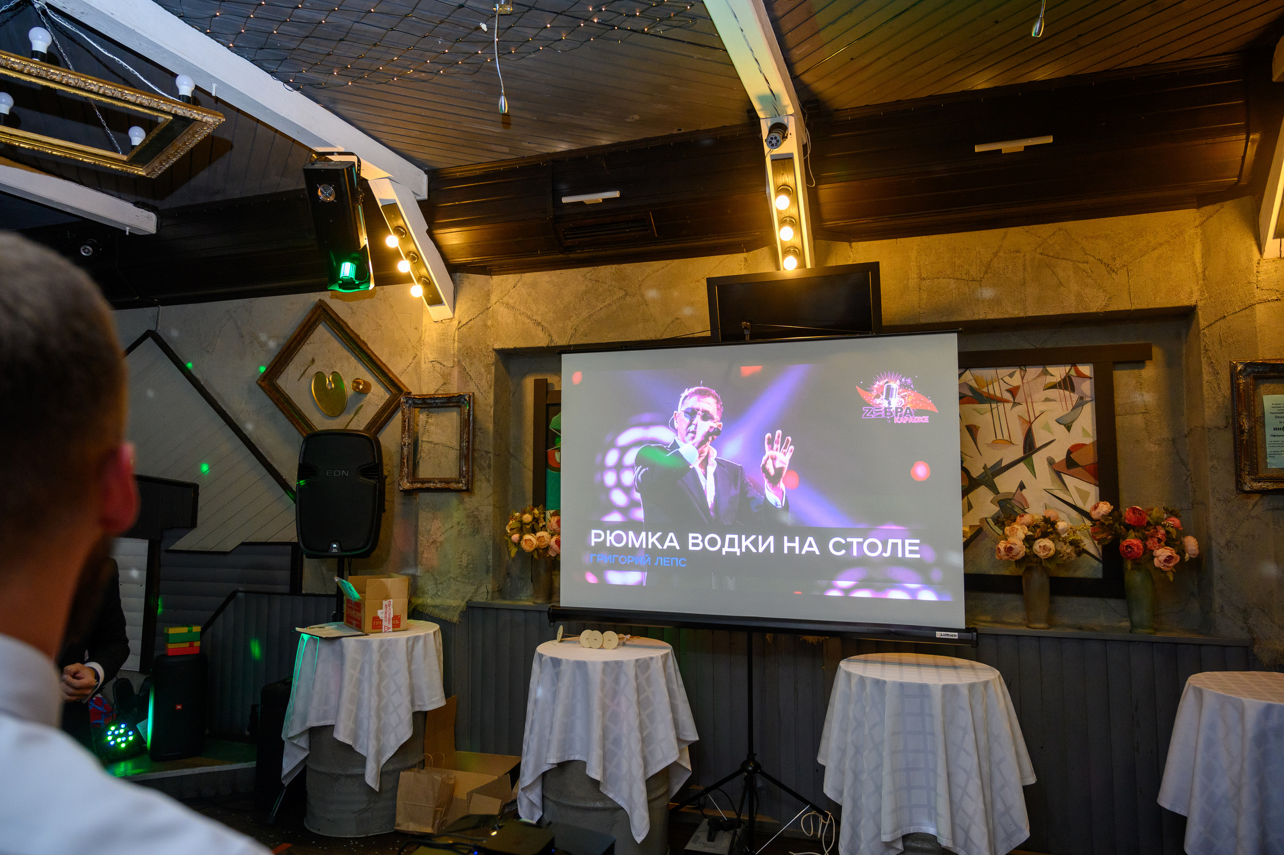 Прогулка в поле, свадьба в поле, прогулка лошади. Семейный и контент фотограф в Москве Alira