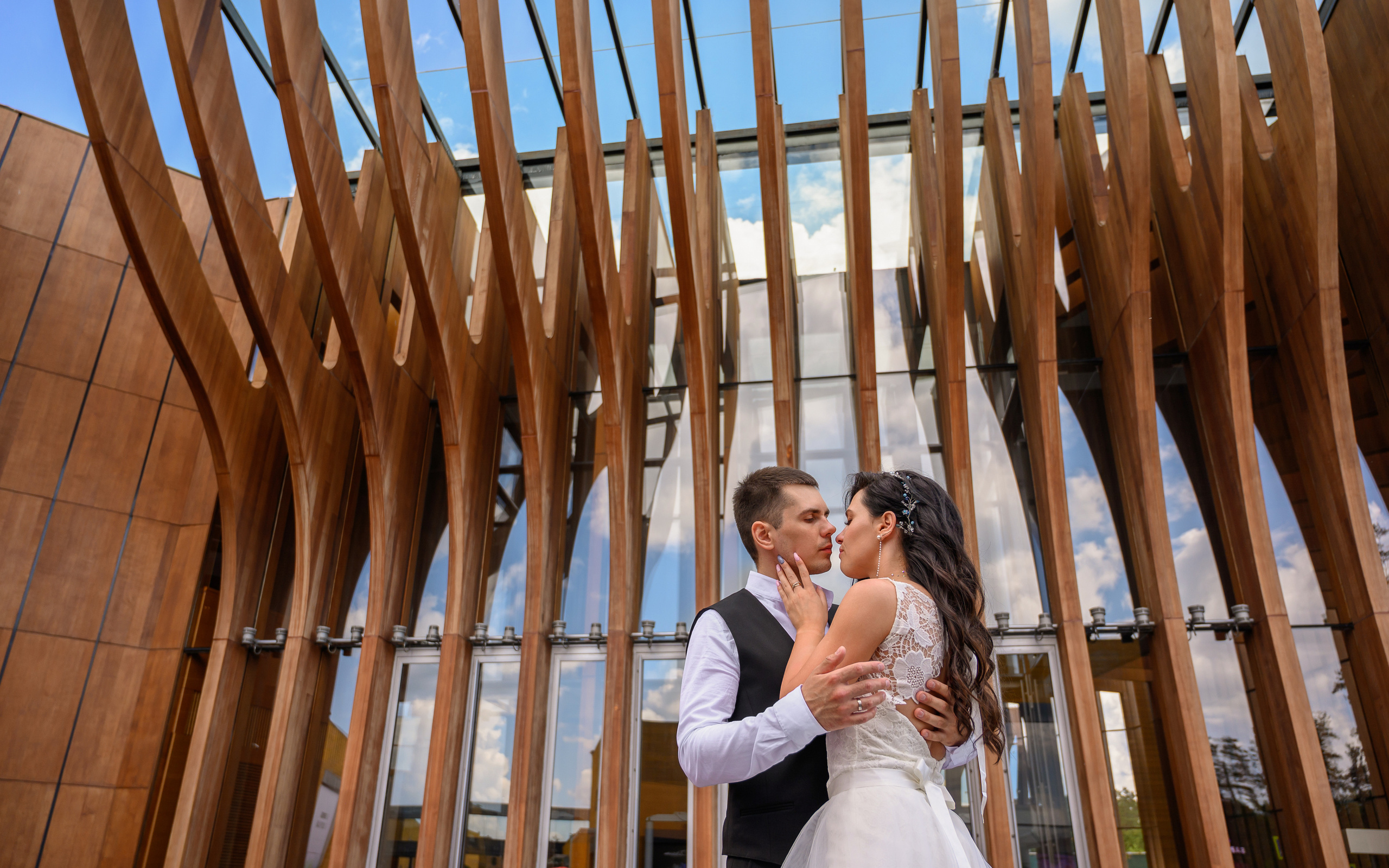 Свадьба, кабриолет В Барвихе. Семейный и контент фотограф в Москве Alira