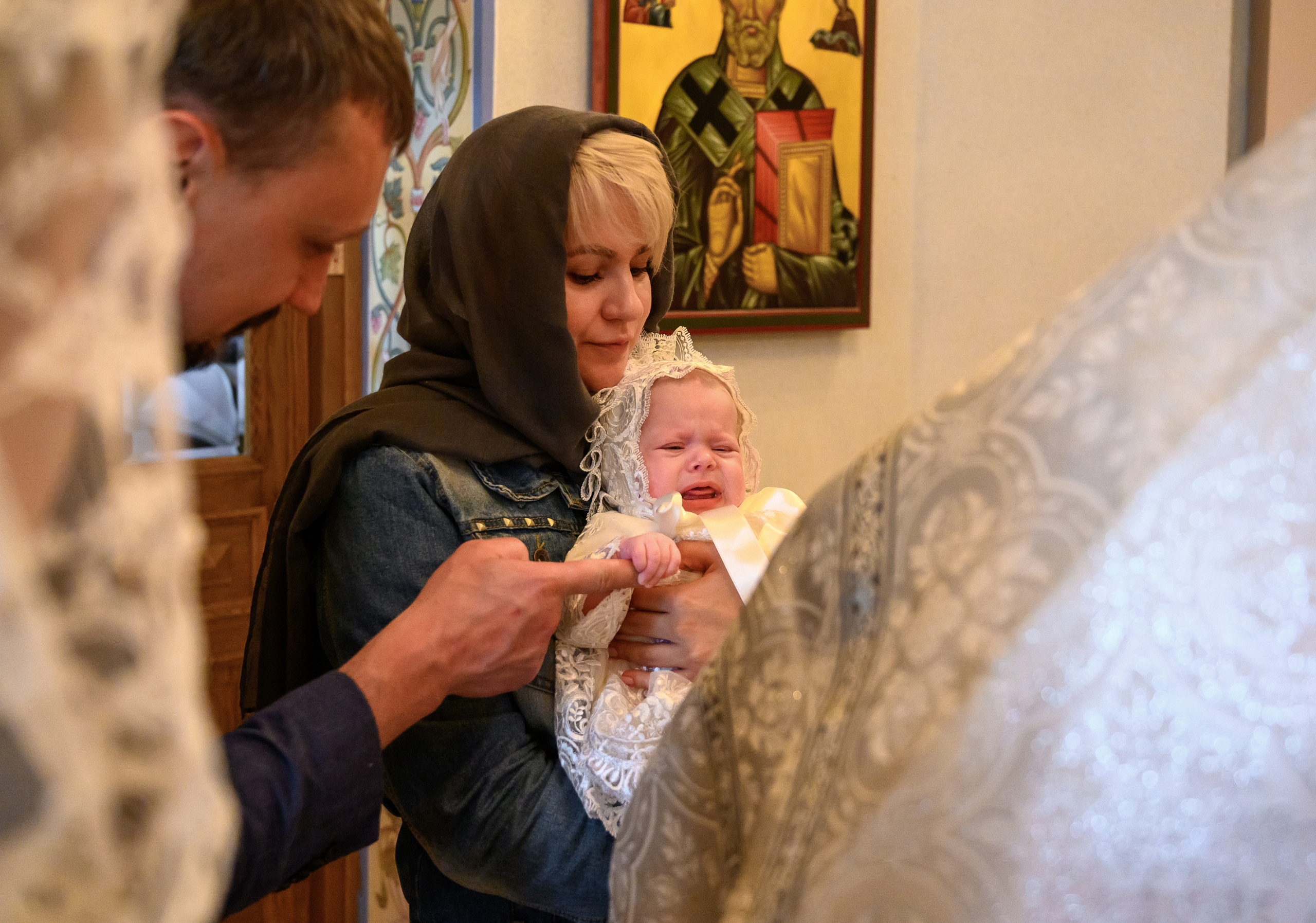 Крещение Варвары. Семейный и контент фотограф в Москве Alira