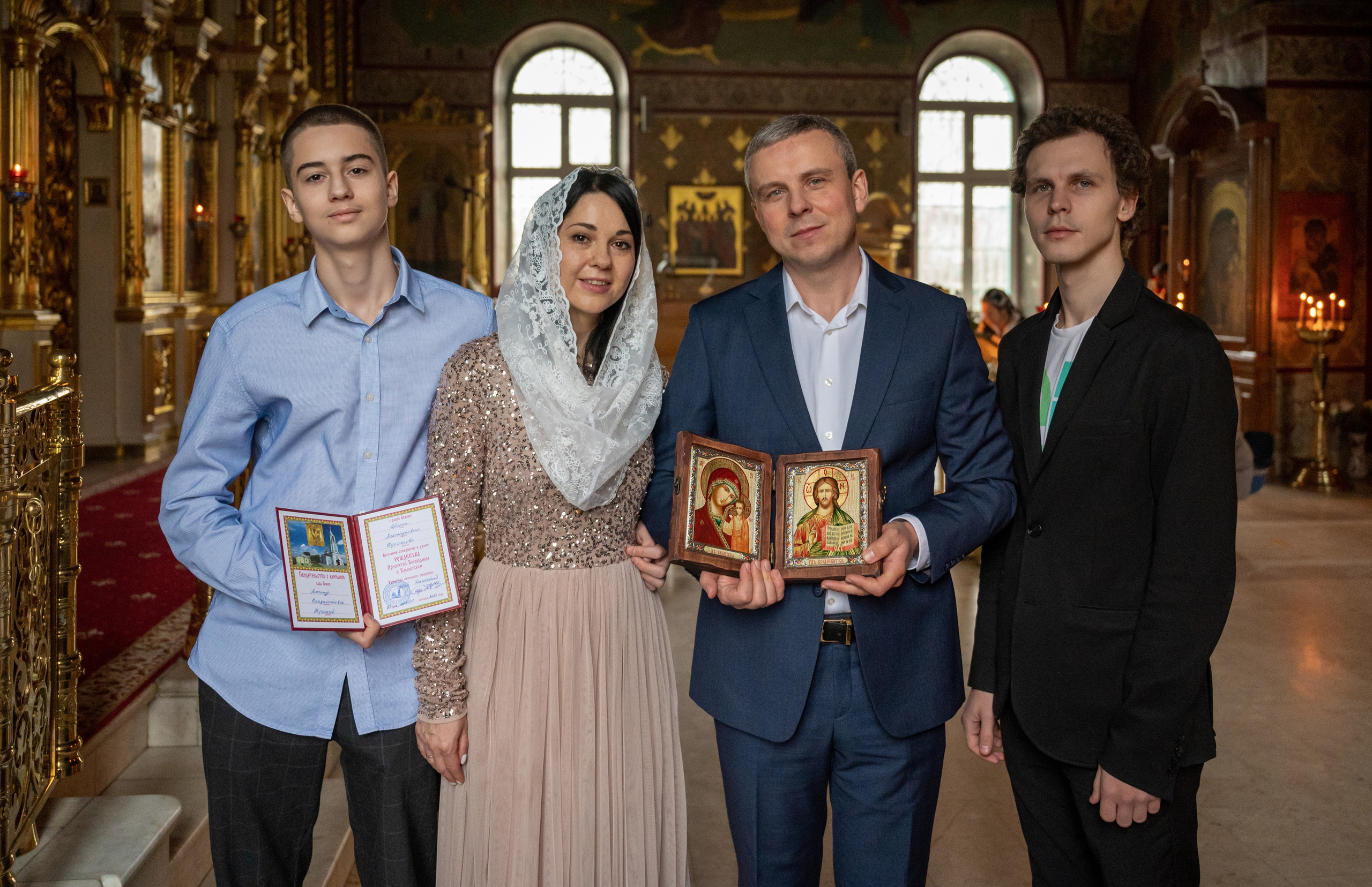 Венчание Александра и Ирины. Семейный и контент фотограф в Москве Alira