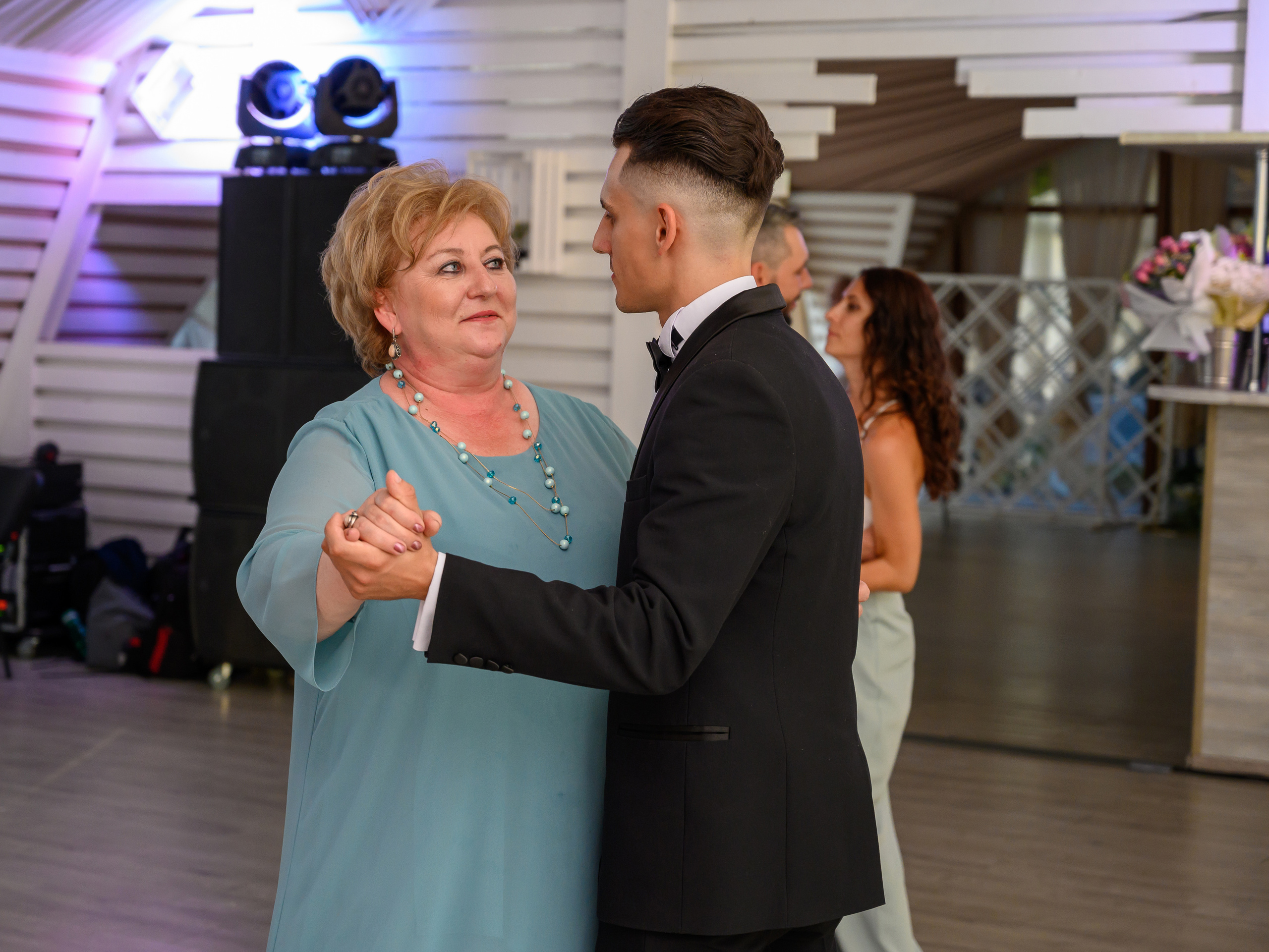 Свадьба на закате, съемка на закате. Семейный и контент фотограф в Москве Alira