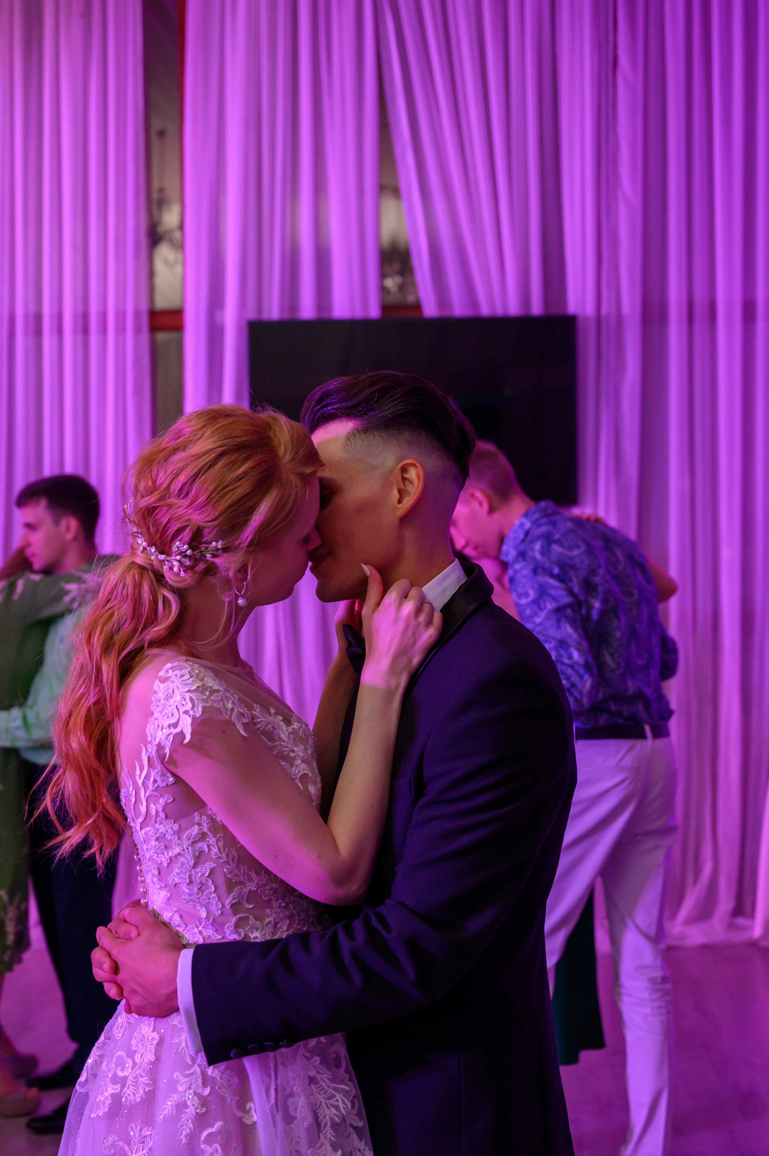 Свадьба на закате, съемка на закате. Семейный и контент фотограф в Москве Alira