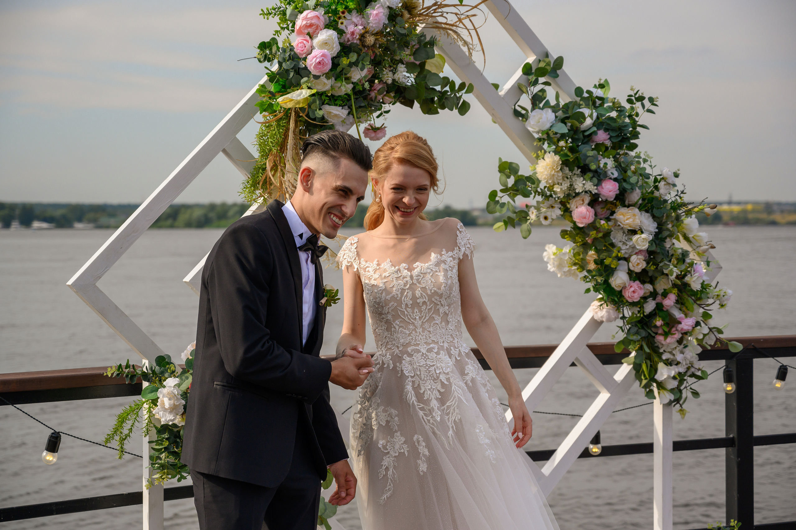 Свадьба на закате, съемка на закате. Семейный и контент фотограф в Москве Alira