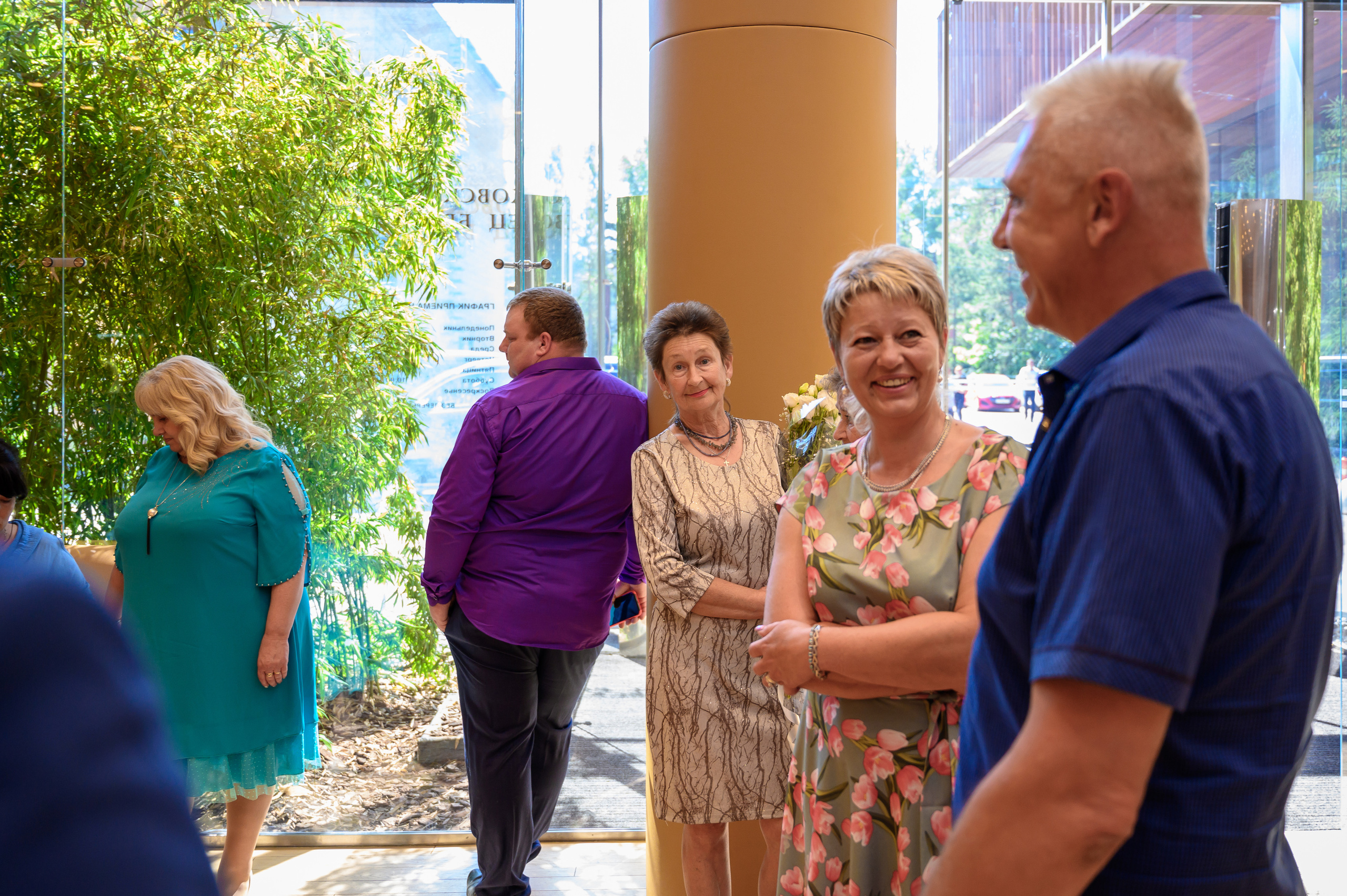Свадьба, кабриолет В Барвихе. Семейный и контент фотограф в Москве Alira