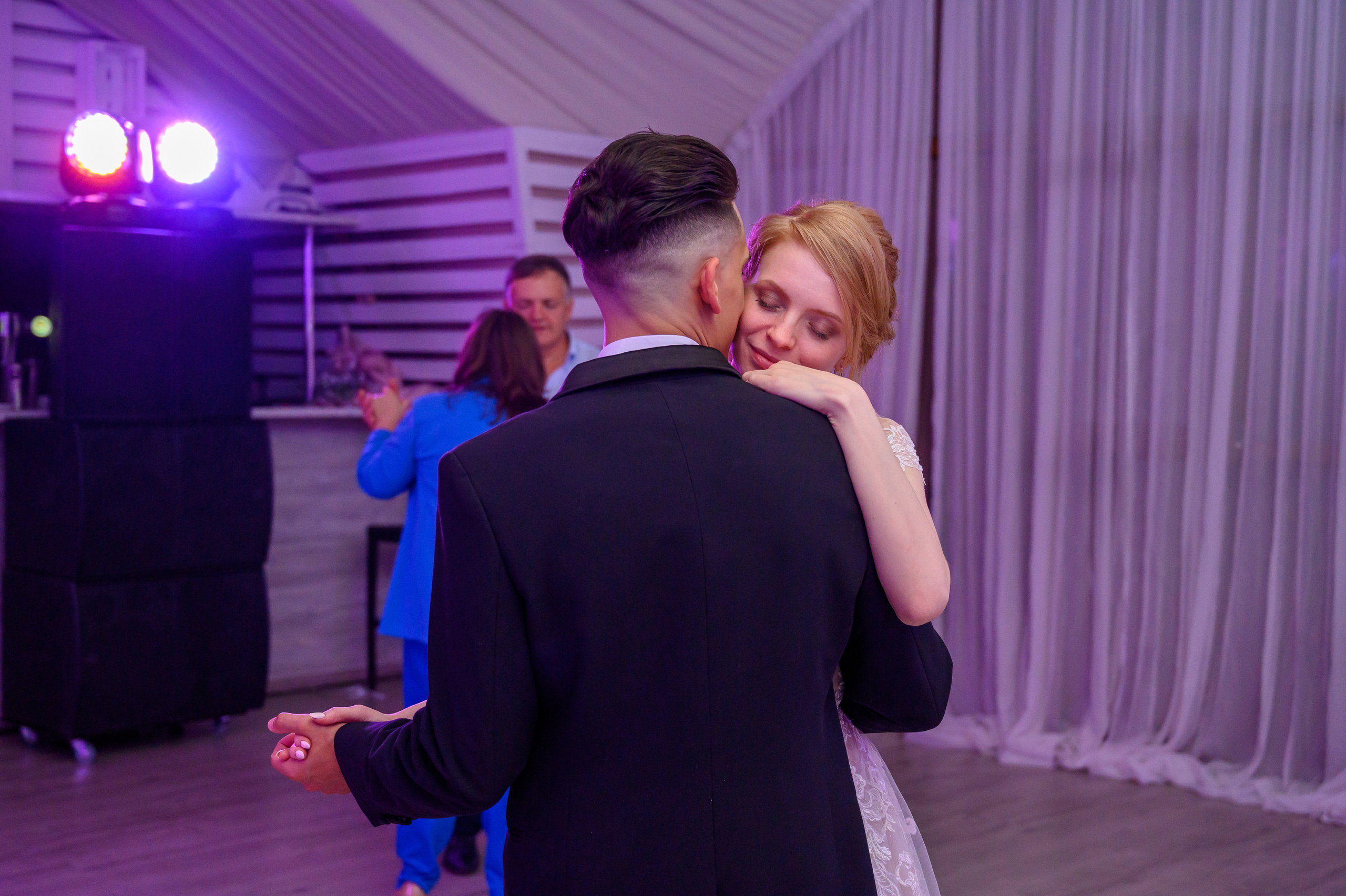 Свадьба на закате, съемка на закате. Семейный и контент фотограф в Москве Alira