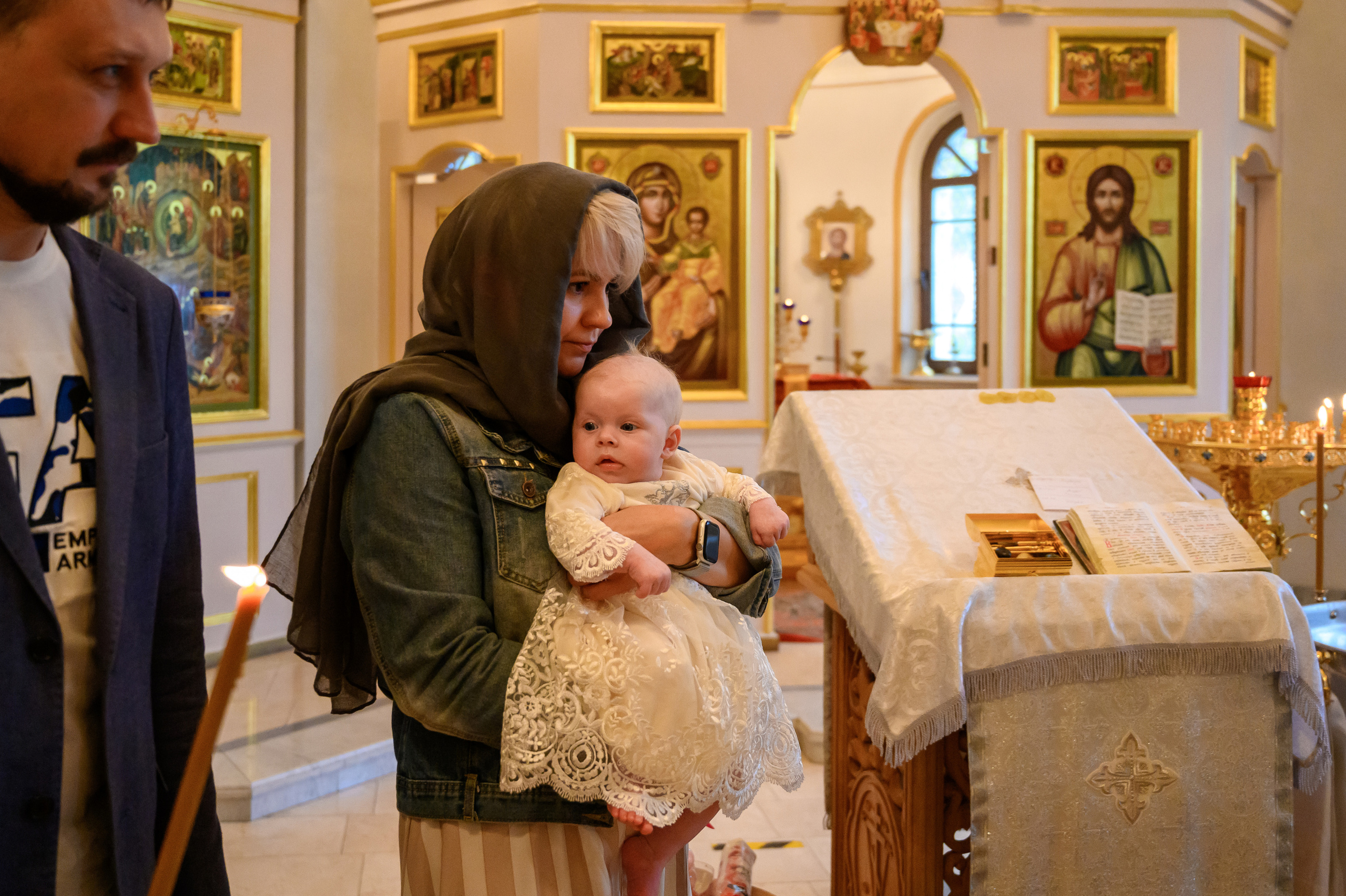 Крещение Варвары. Семейный и контент фотограф в Москве Alira