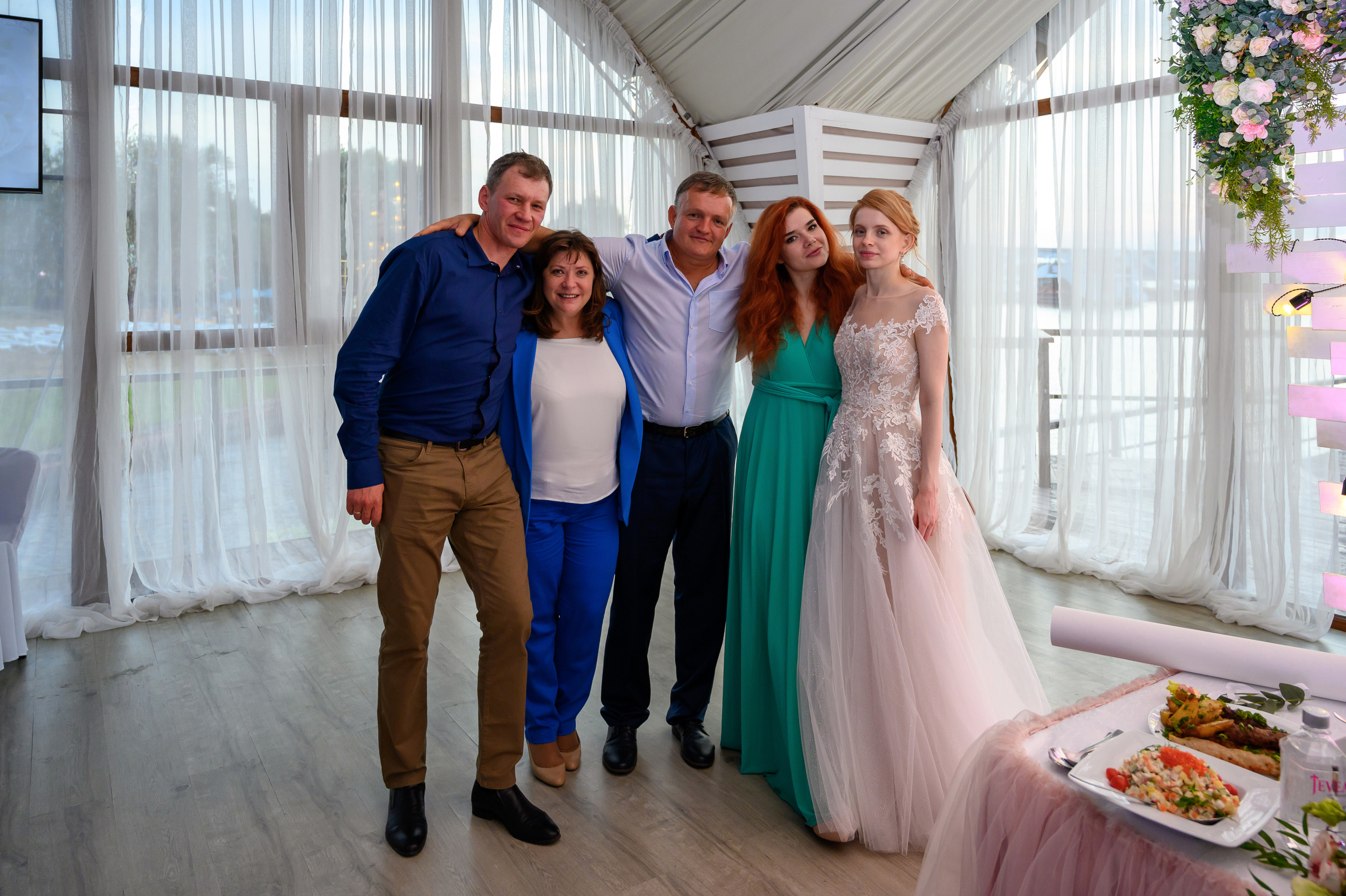 Свадьба на закате, съемка на закате. Семейный и контент фотограф в Москве Alira