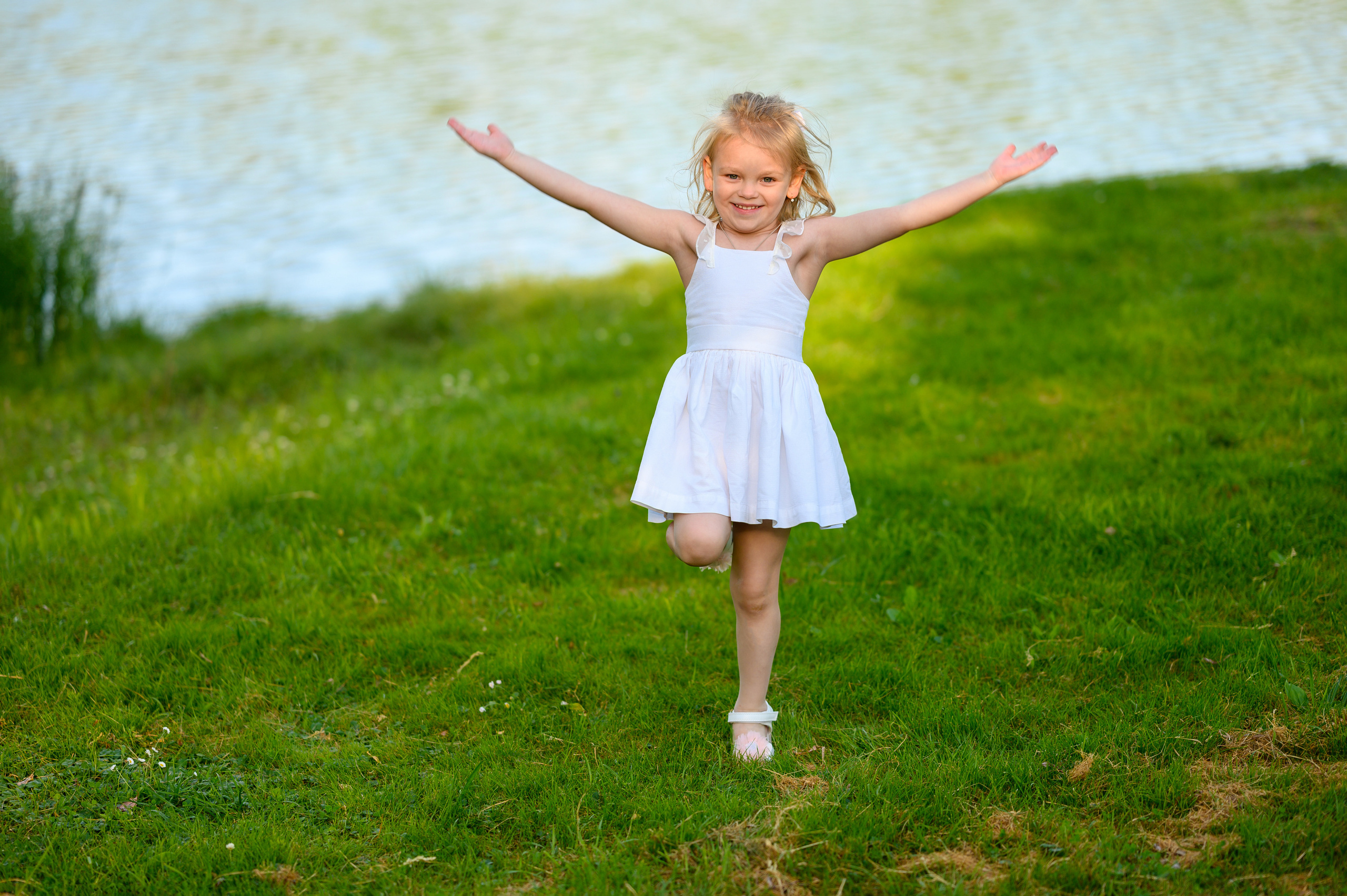 ДР Анюты 4 года. Семейный и контент фотограф в Москве Alira