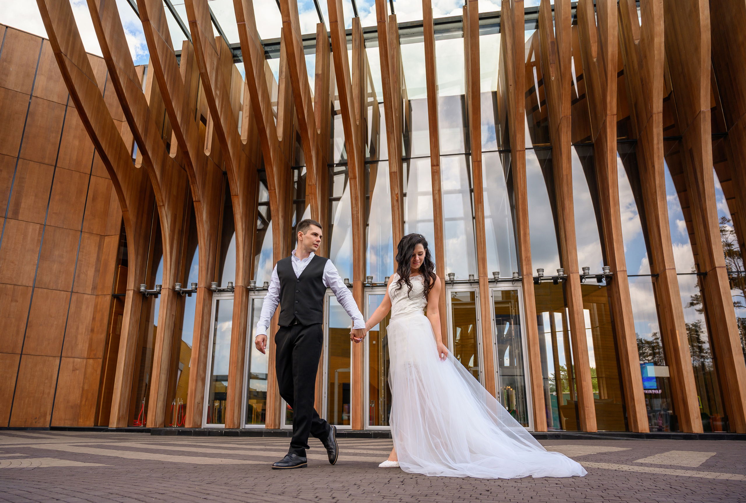 Свадьба, кабриолет В Барвихе. Семейный и контент фотограф в Москве Alira