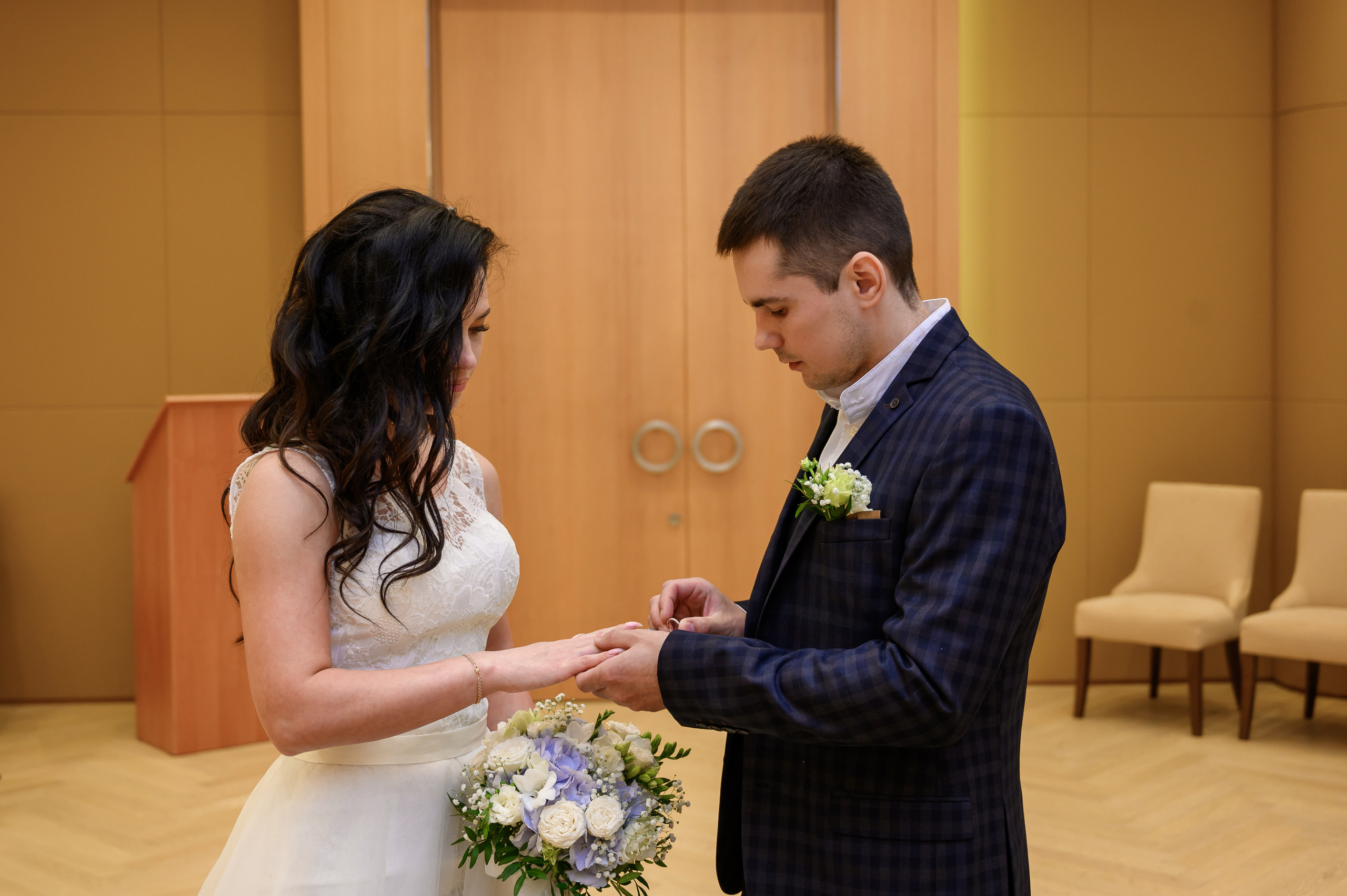 Свадьба, кабриолет В Барвихе. Семейный и контент фотограф в Москве Alira