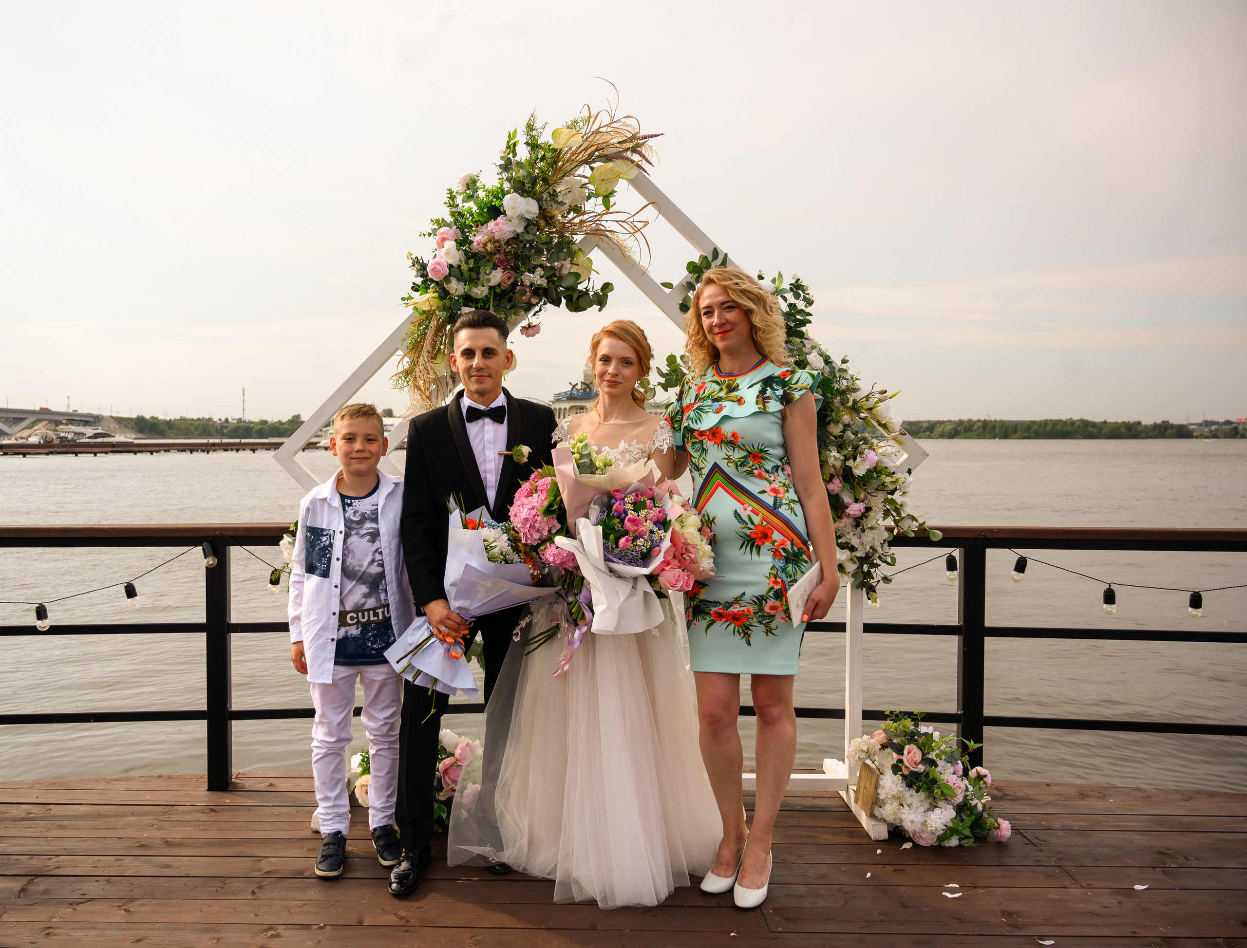 Свадьба на закате, съемка на закате. Семейный и контент фотограф в Москве Alira