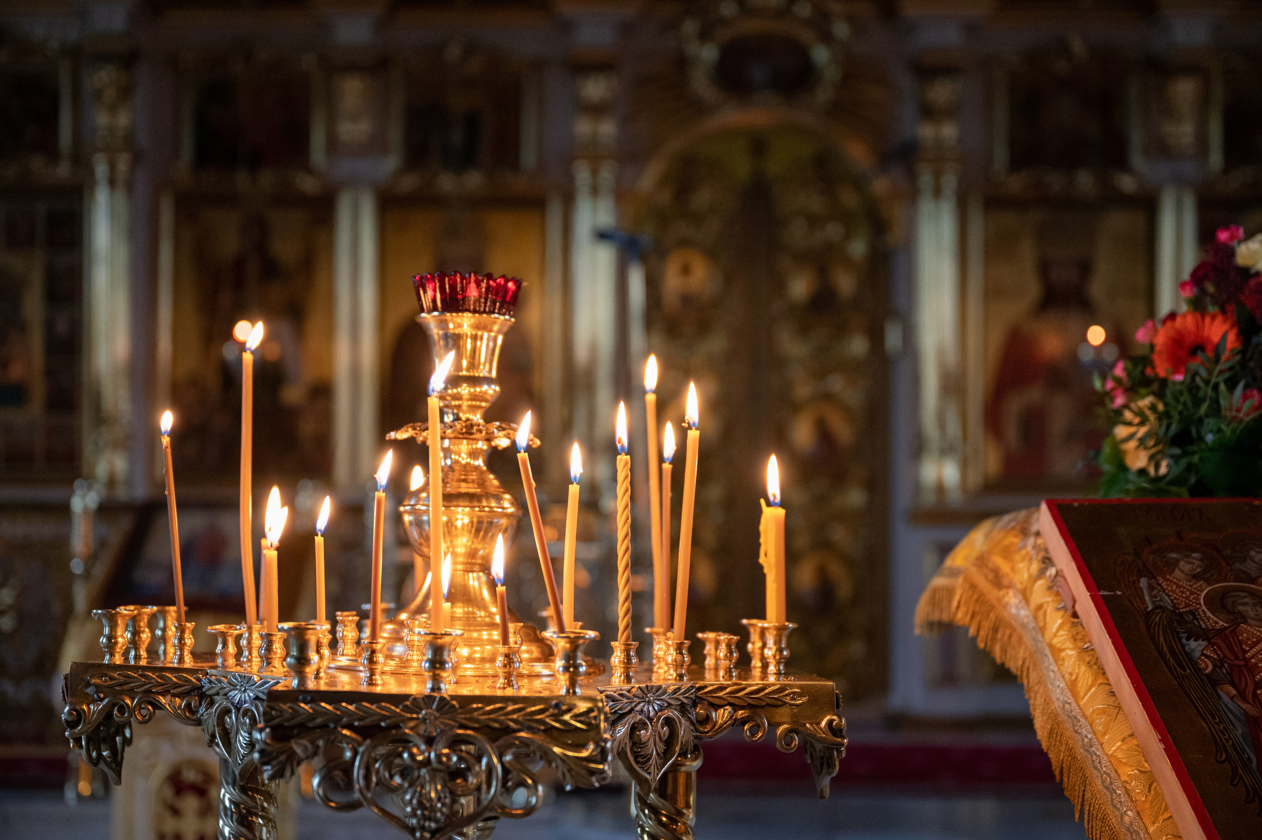 Венчание Александра и Ирины. Семейный и контент фотограф в Москве Alira
