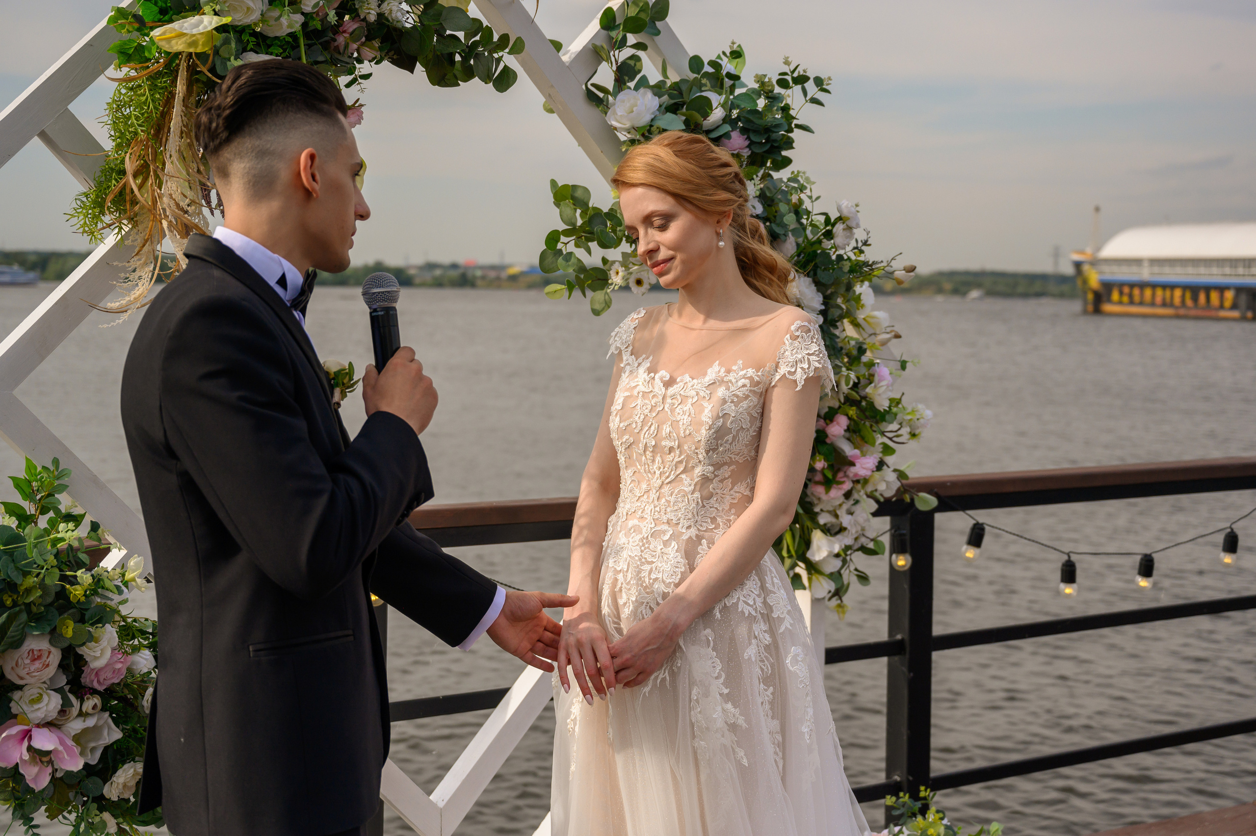 Свадьба на закате, съемка на закате. Семейный и контент фотограф в Москве Alira