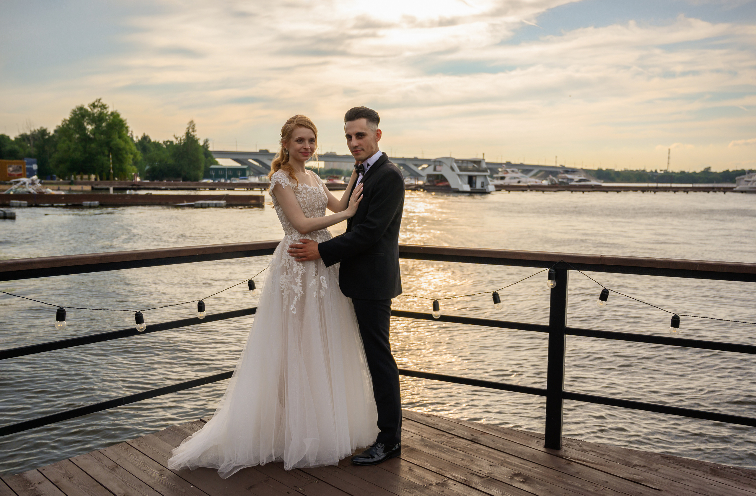 Свадьба на закате, съемка на закате. Семейный и контент фотограф в Москве Alira