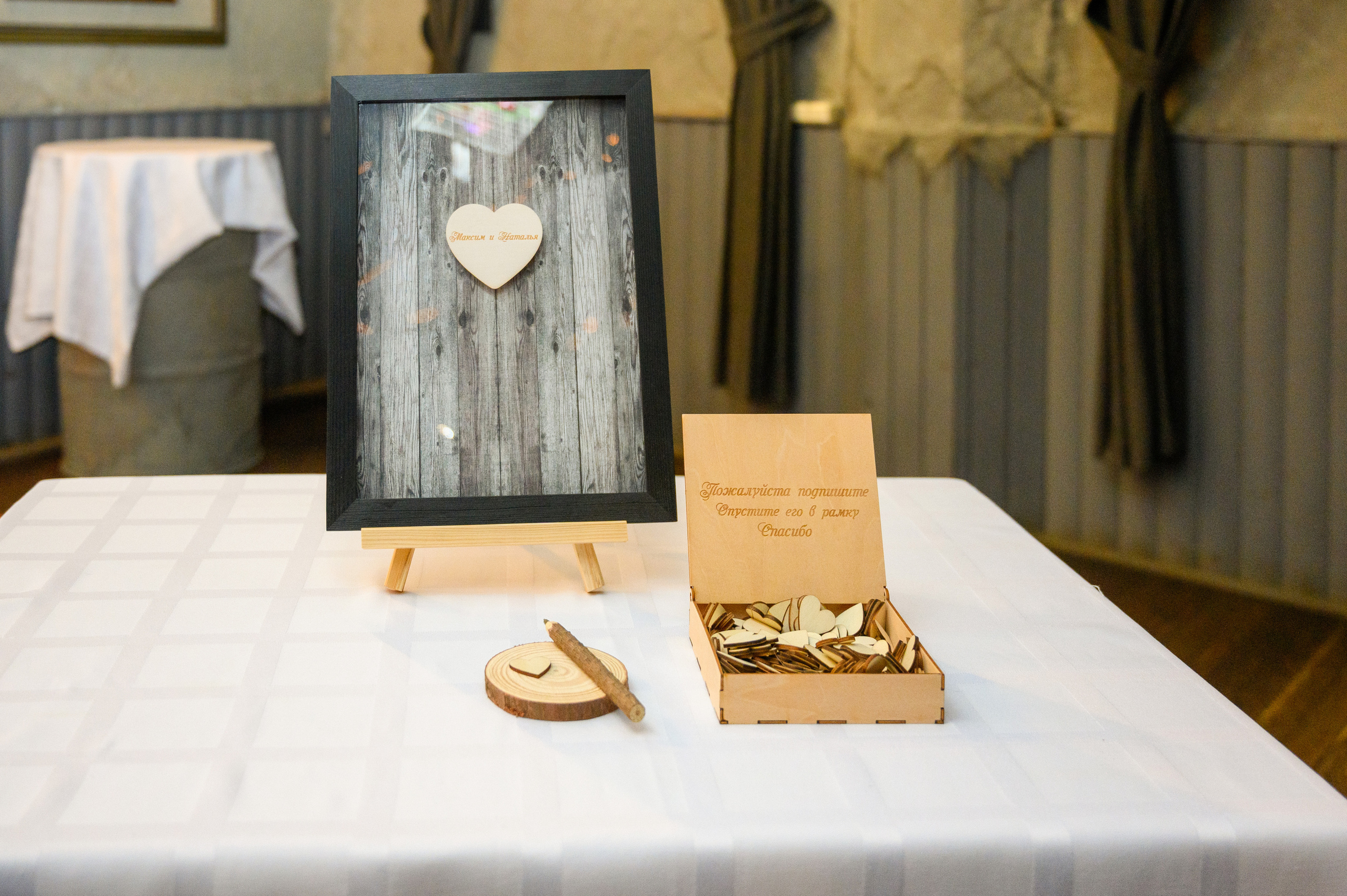 Прогулка в поле, свадьба в поле, прогулка лошади. Семейный и контент фотограф в Москве Alira