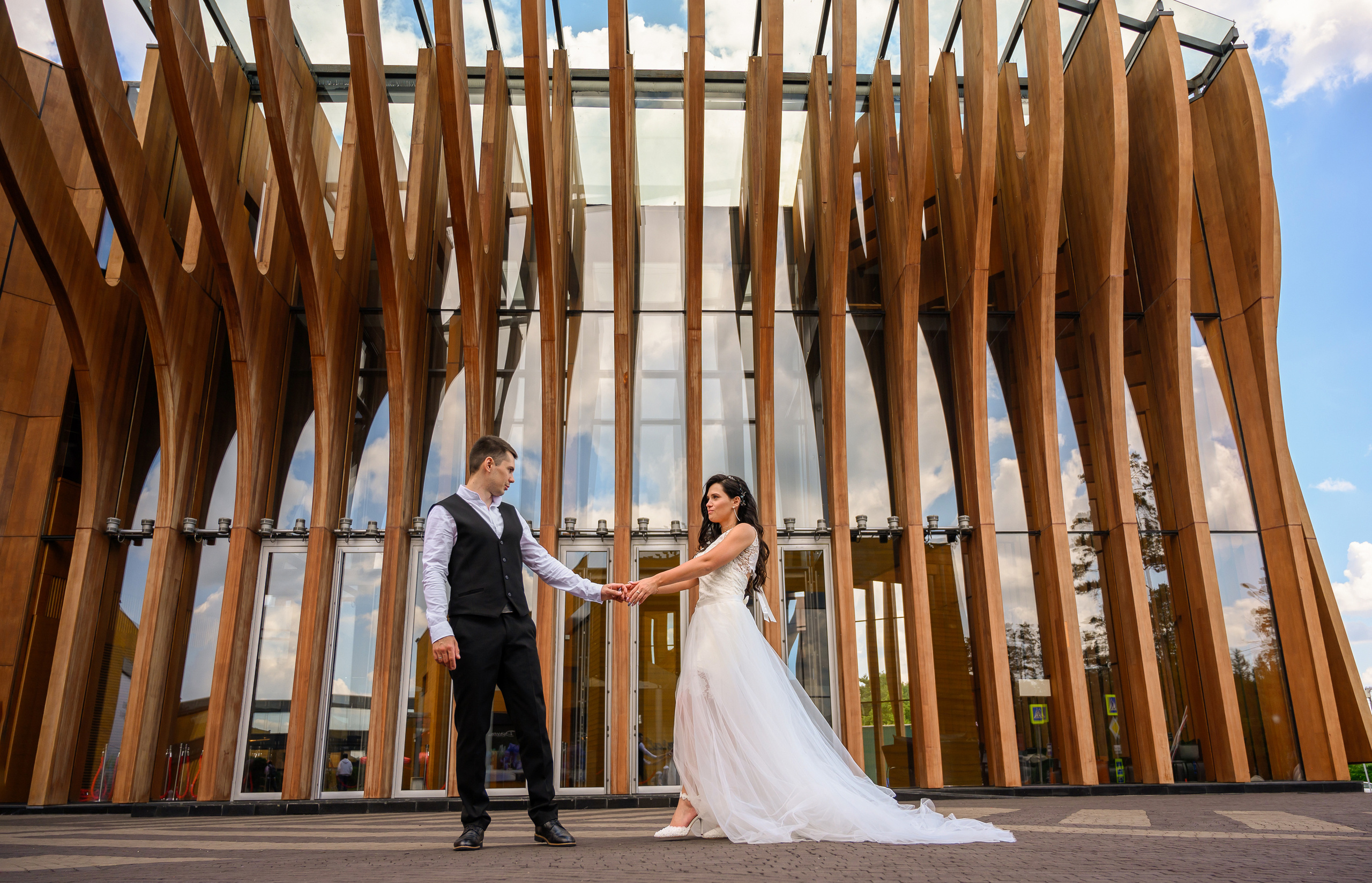 Свадьба, кабриолет В Барвихе. Семейный и контент фотограф в Москве Alira