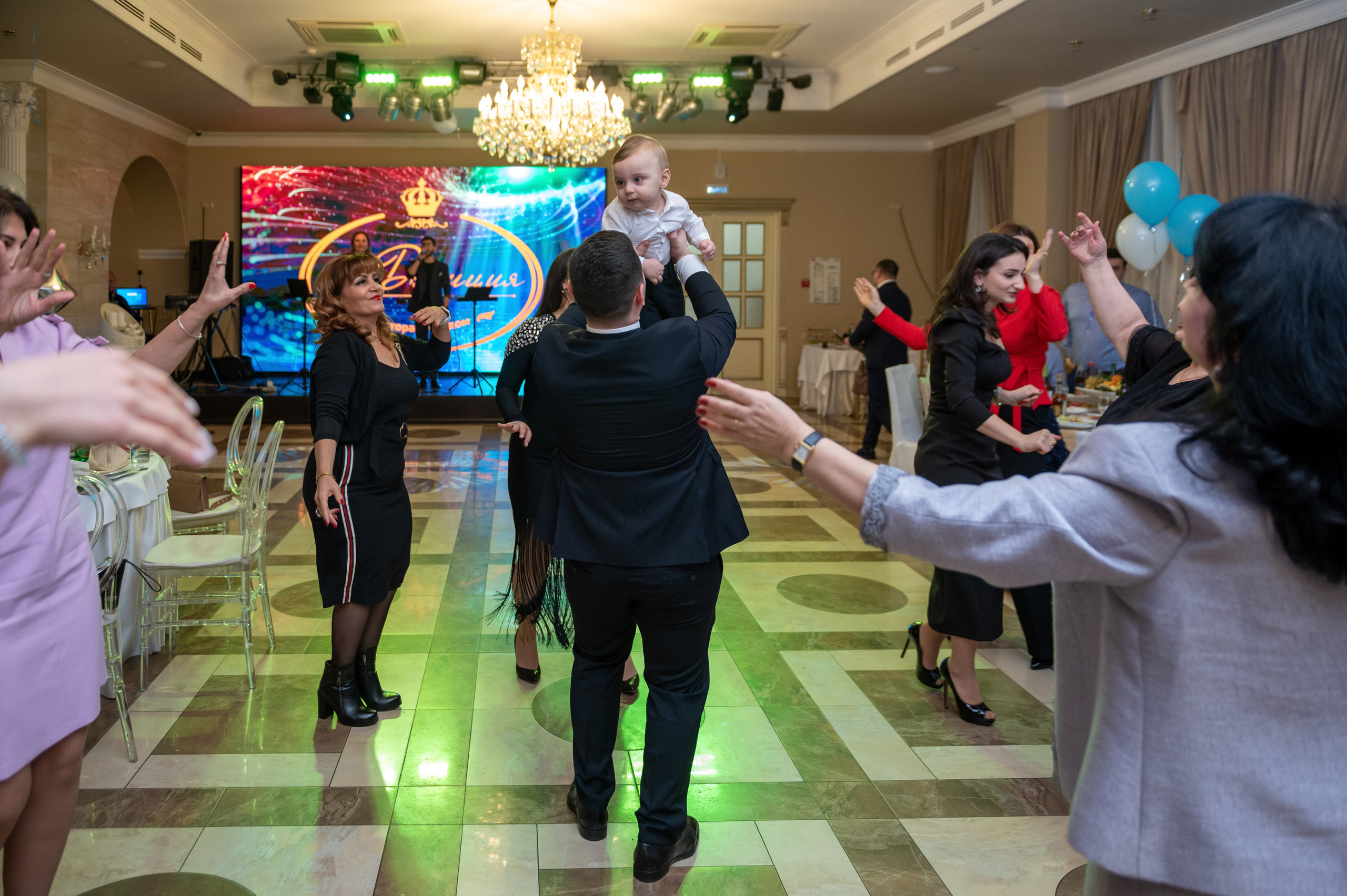 ДР Алексана 1 годик. Семейный и контент фотограф в Москве Alira