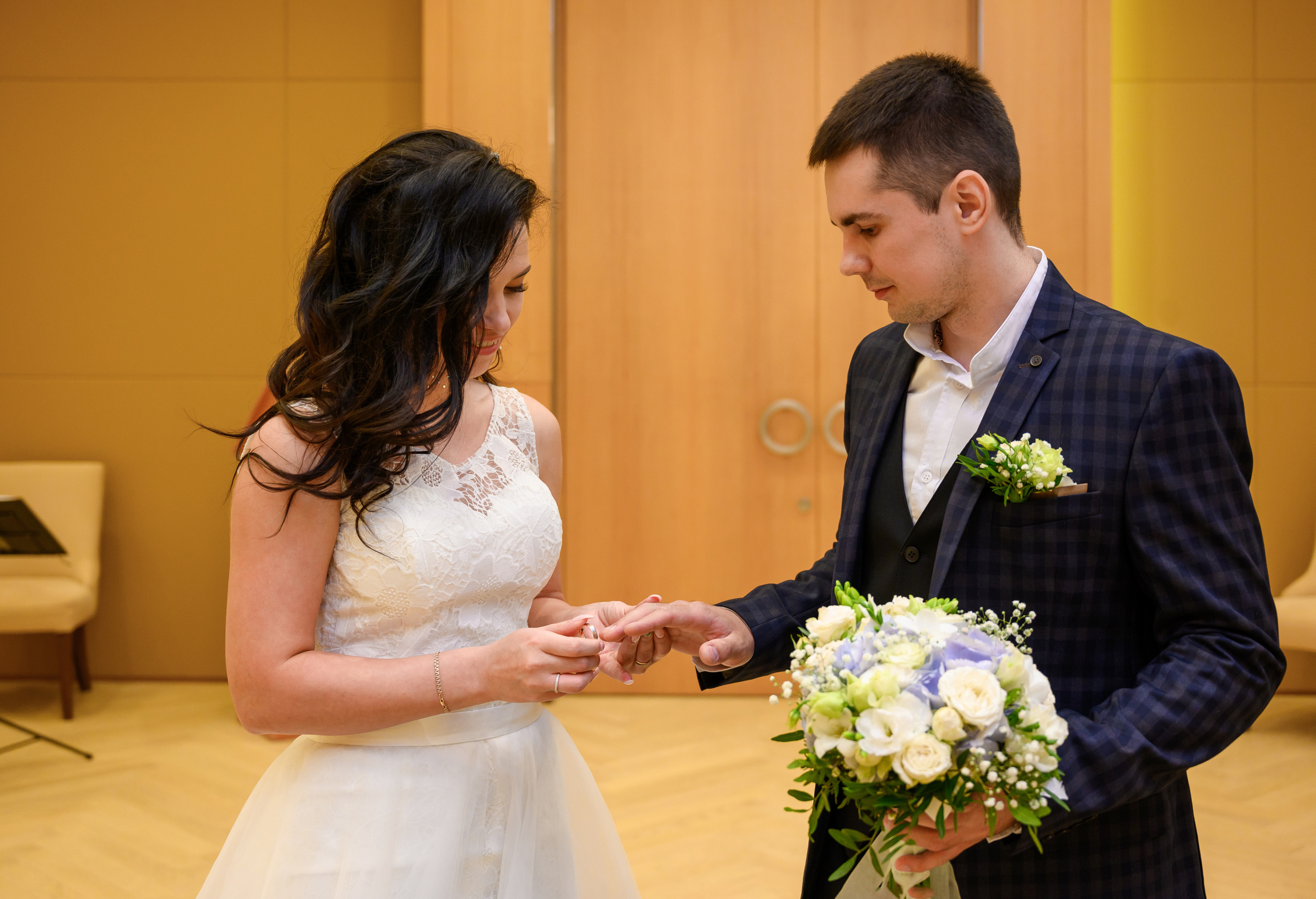 Свадьба, кабриолет В Барвихе. Семейный и контент фотограф в Москве Alira