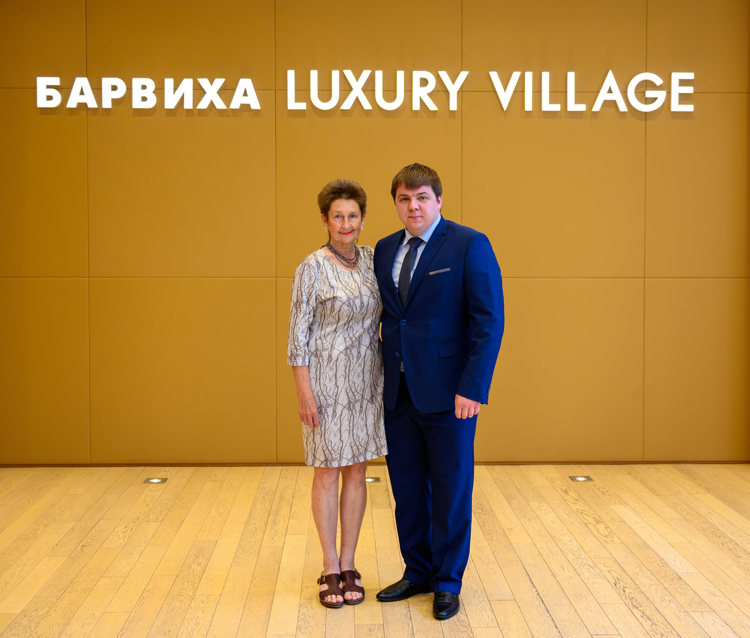 Свадьба, кабриолет В Барвихе. Семейный и контент фотограф в Москве Alira