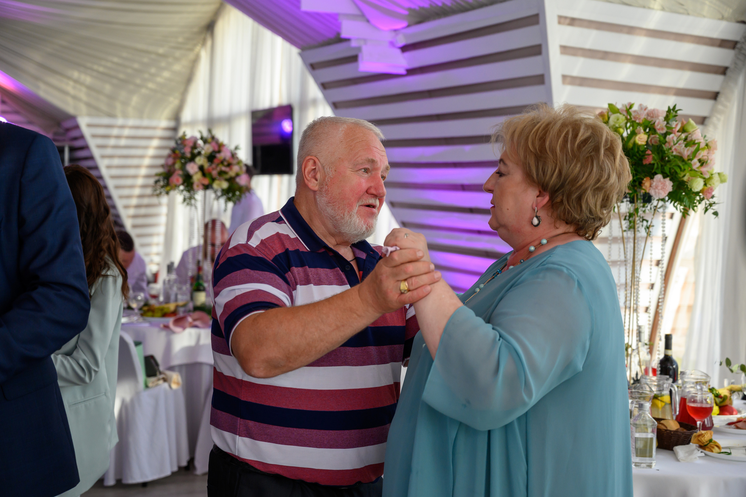 Свадьба на закате, съемка на закате. Семейный и контент фотограф в Москве Alira