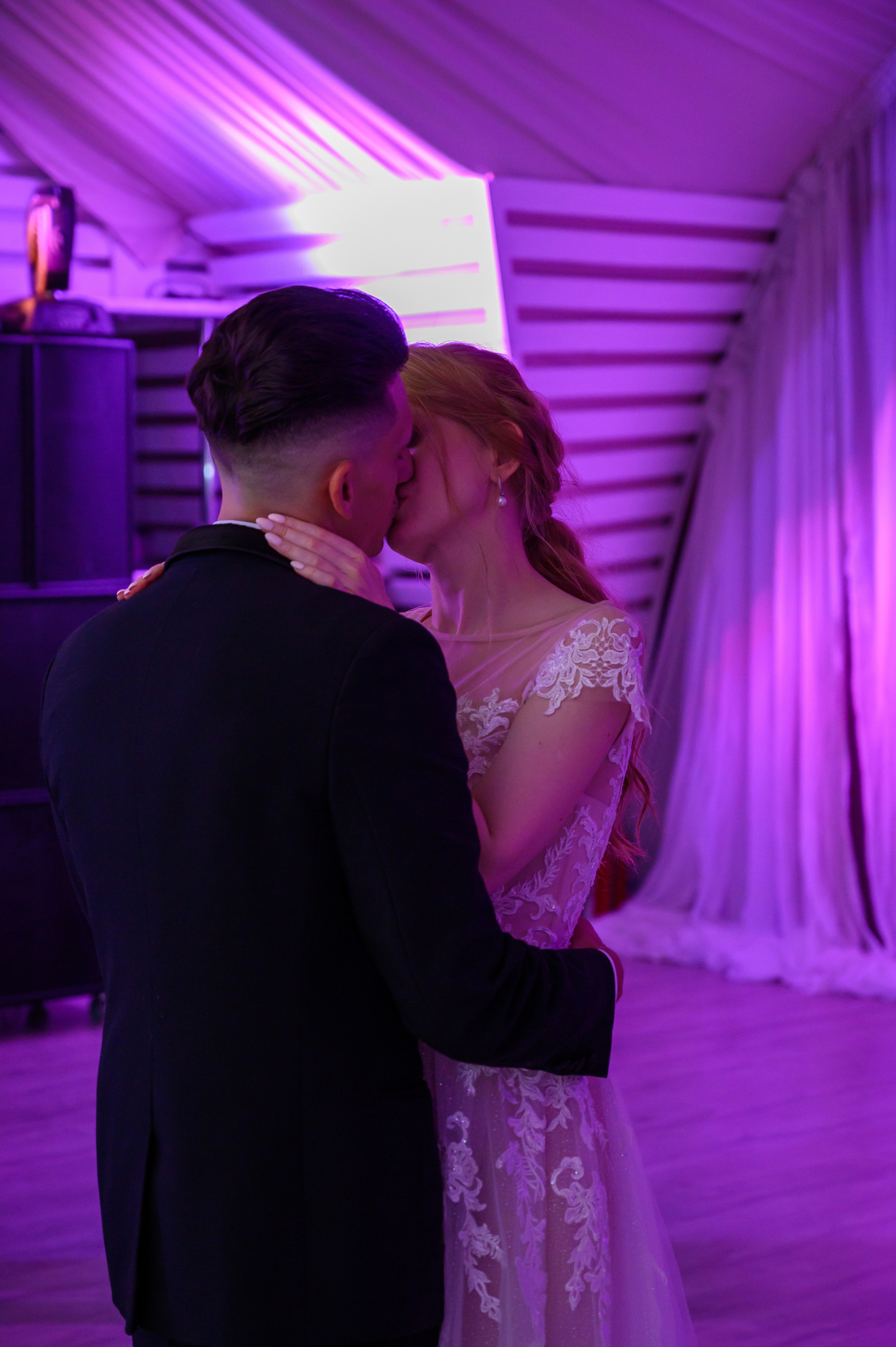 Свадьба на закате, съемка на закате. Семейный и контент фотограф в Москве Alira