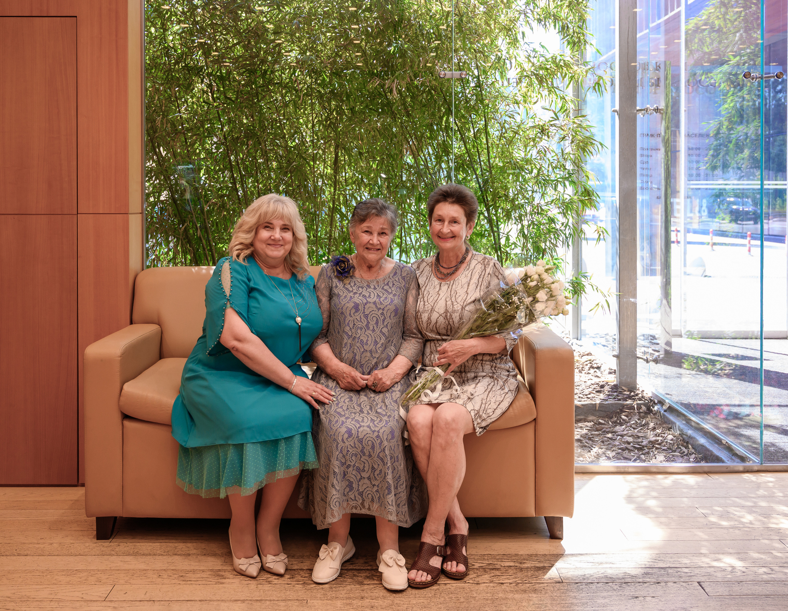 Свадьба, кабриолет В Барвихе. Семейный и контент фотограф в Москве Alira