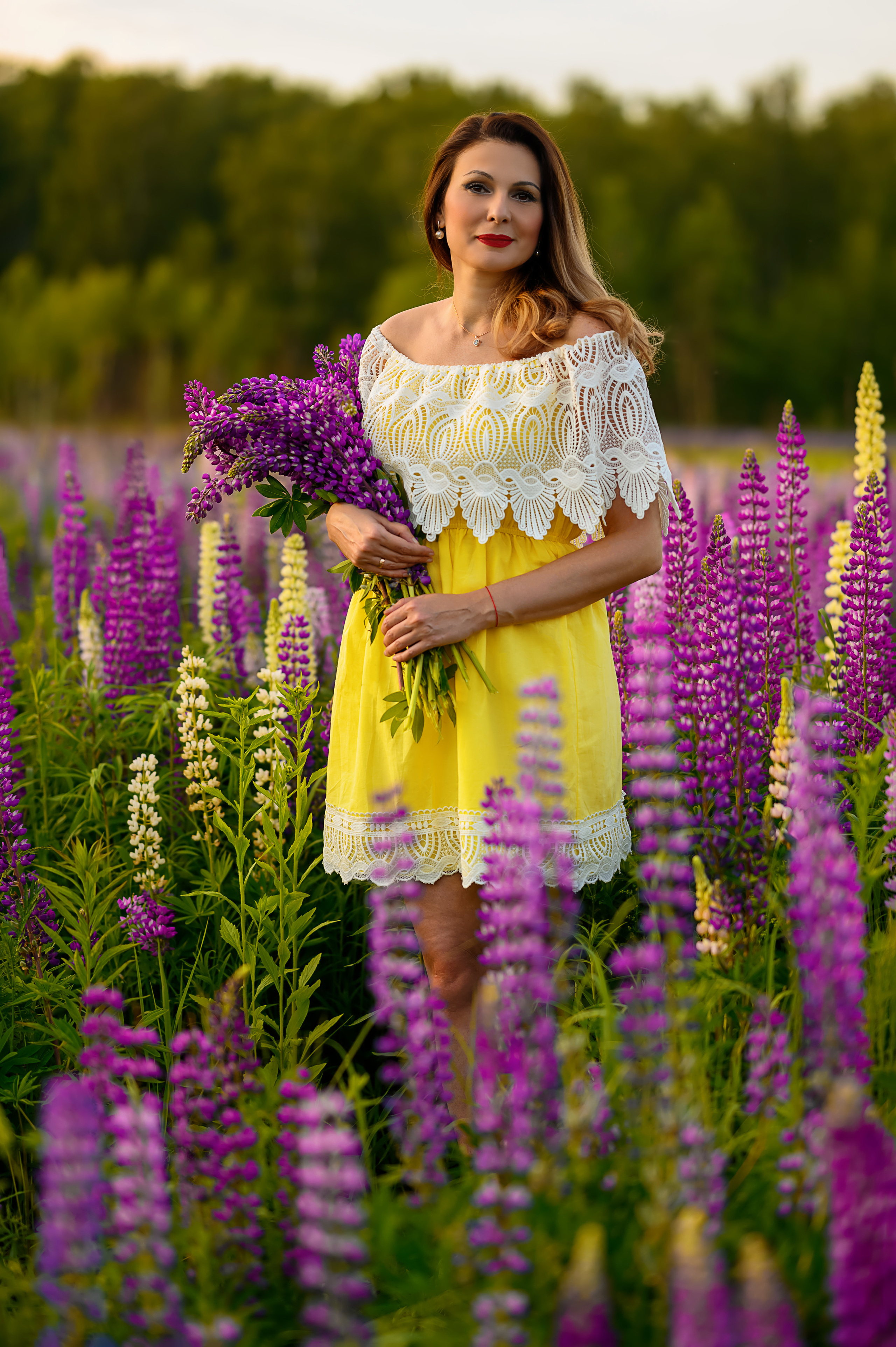 Цветение люпинов Ольга. Семейный и контент фотограф в Москве Alira