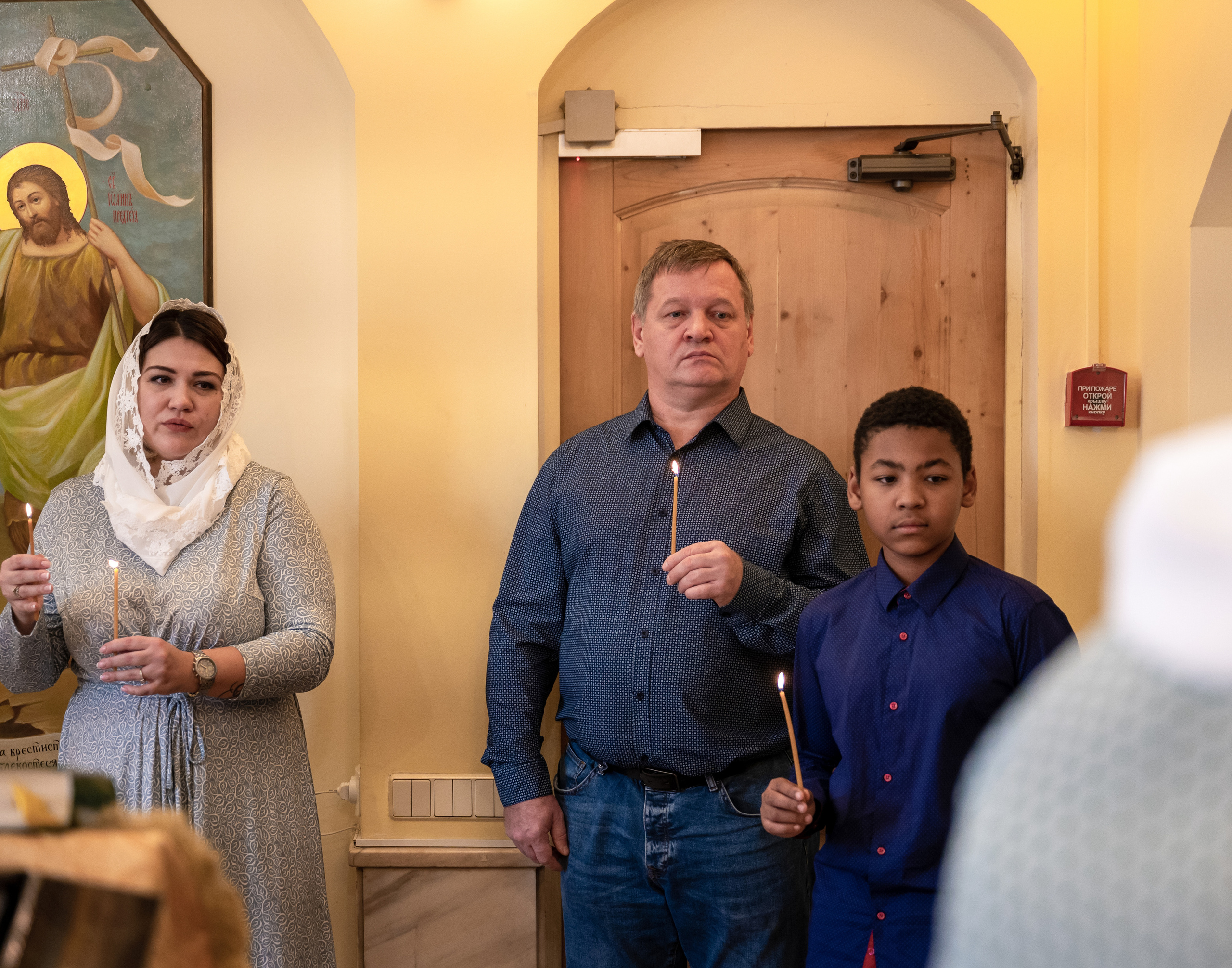 Крещение Кирилла. Семейный и контент фотограф в Москве Alira