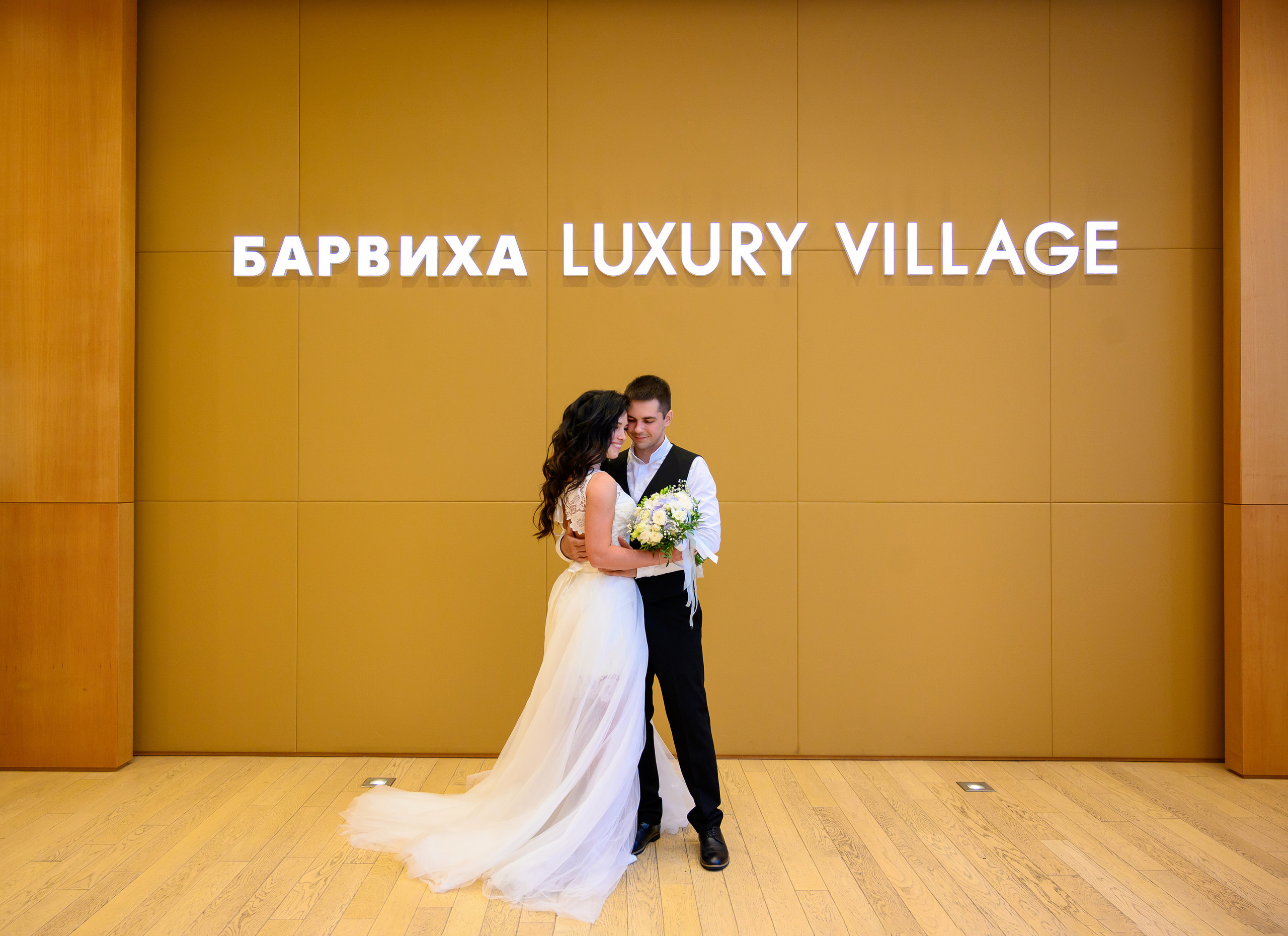 Свадьба, кабриолет В Барвихе. Семейный и контент фотограф в Москве Alira