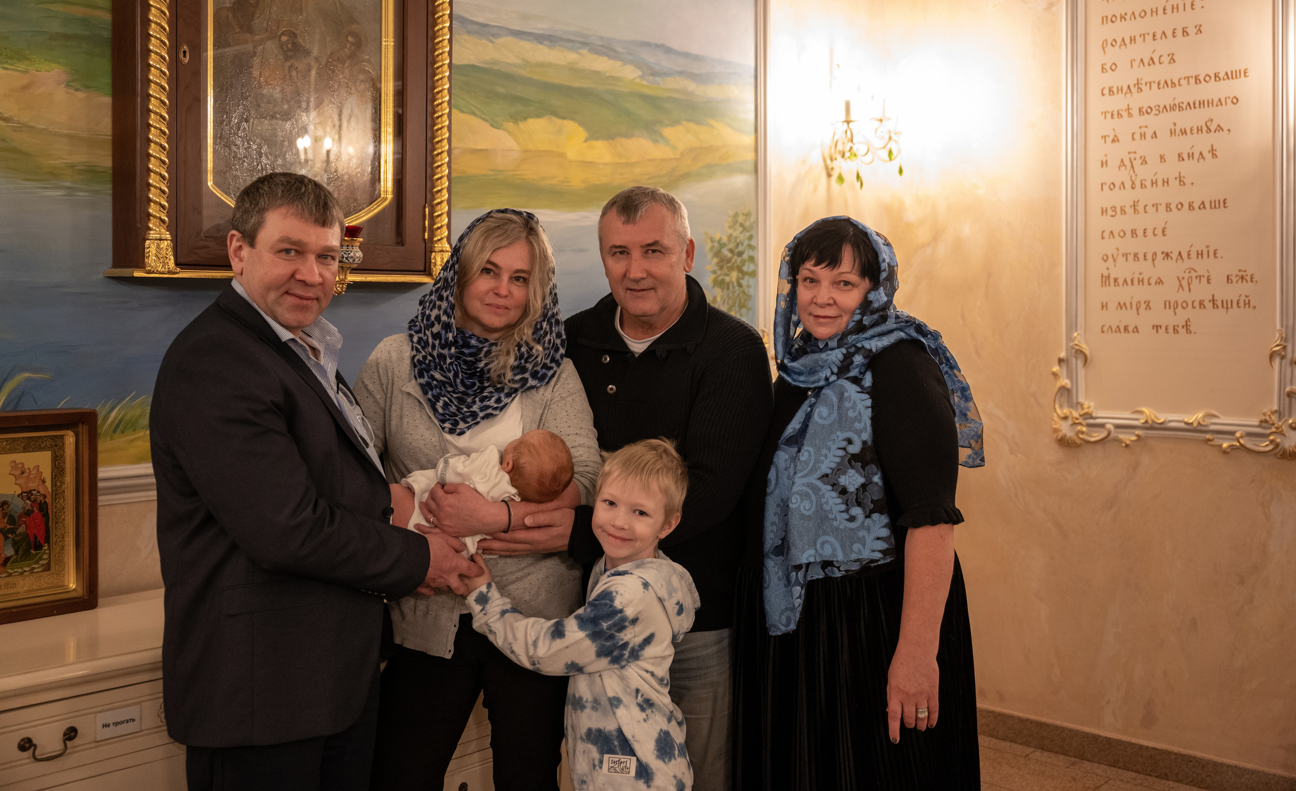 Крещение Андрея. Семейный и контент фотограф в Москве Alira