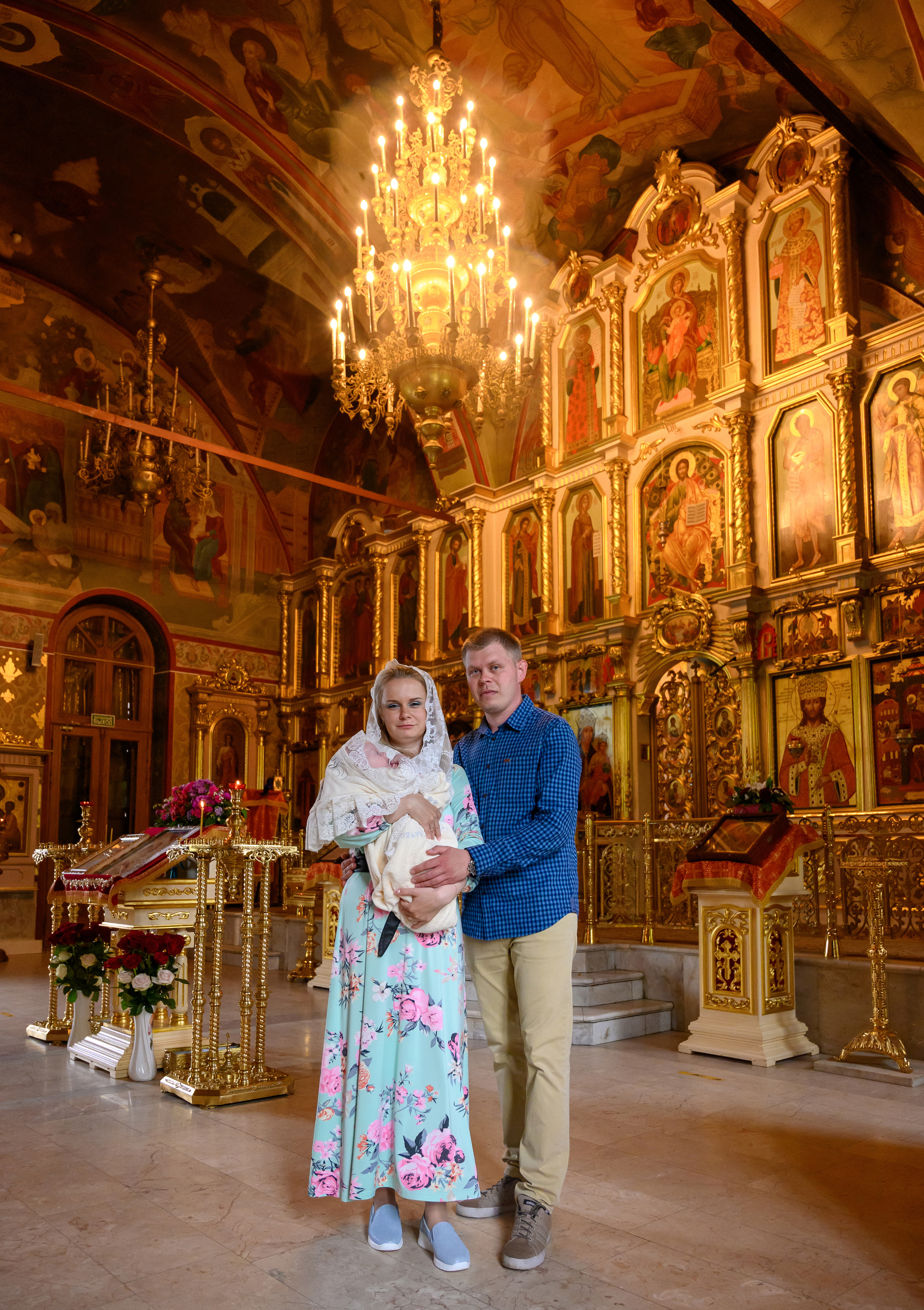 Крещение Варвары. Семейный и контент фотограф в Москве Alira