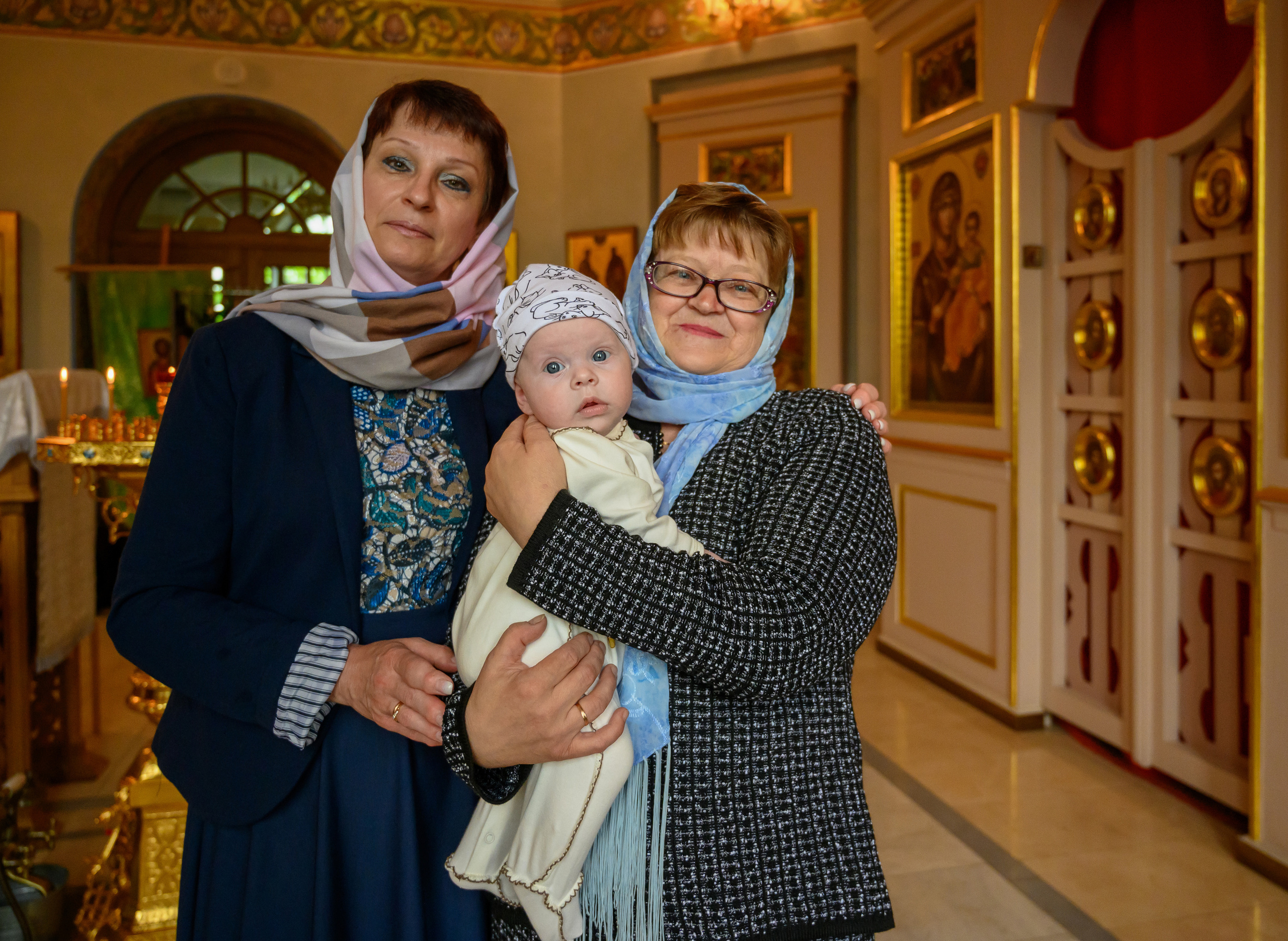 Крещение Варвары. Семейный и контент фотограф в Москве Alira