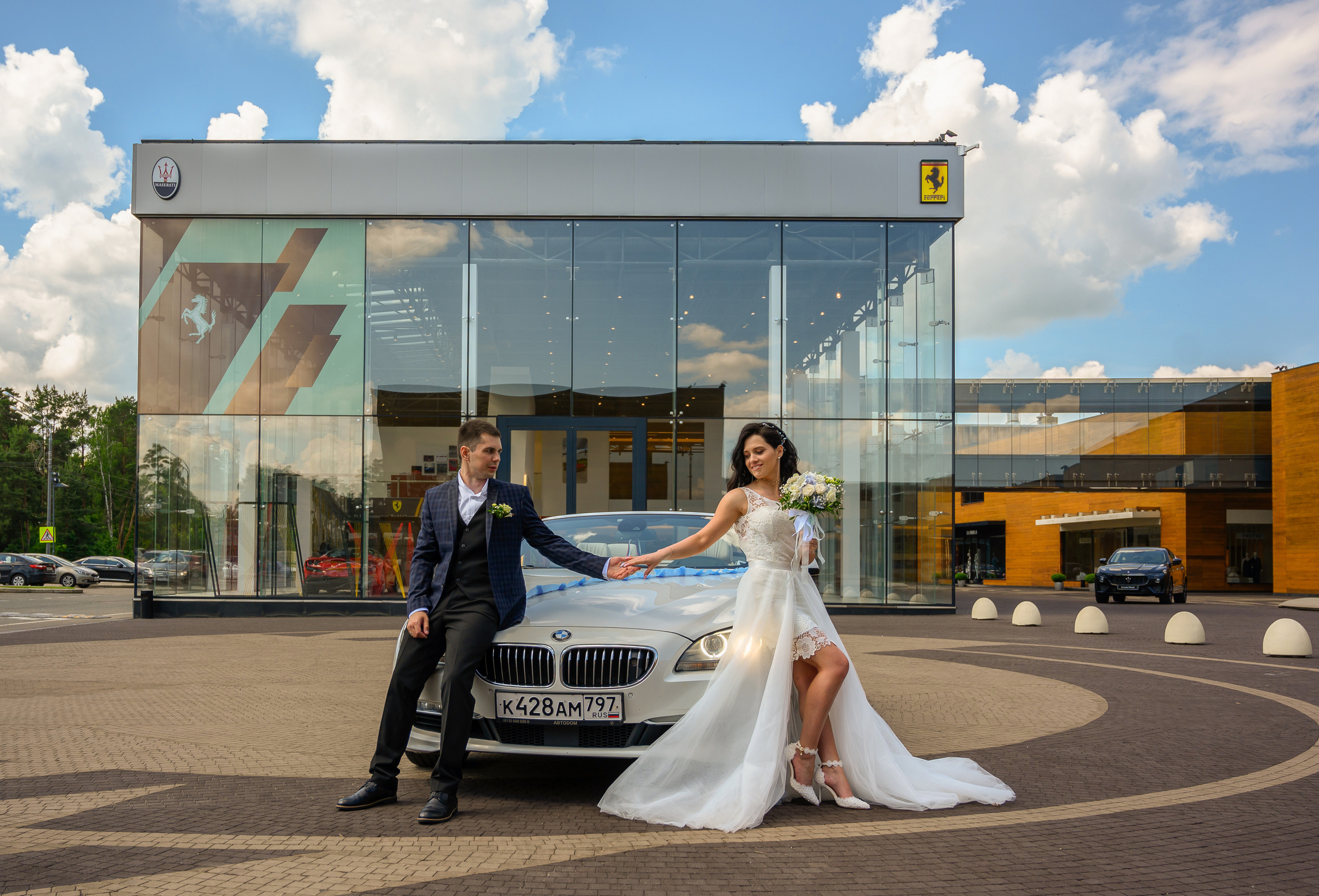 Свадьба, кабриолет В Барвихе. Семейный и контент фотограф в Москве Alira