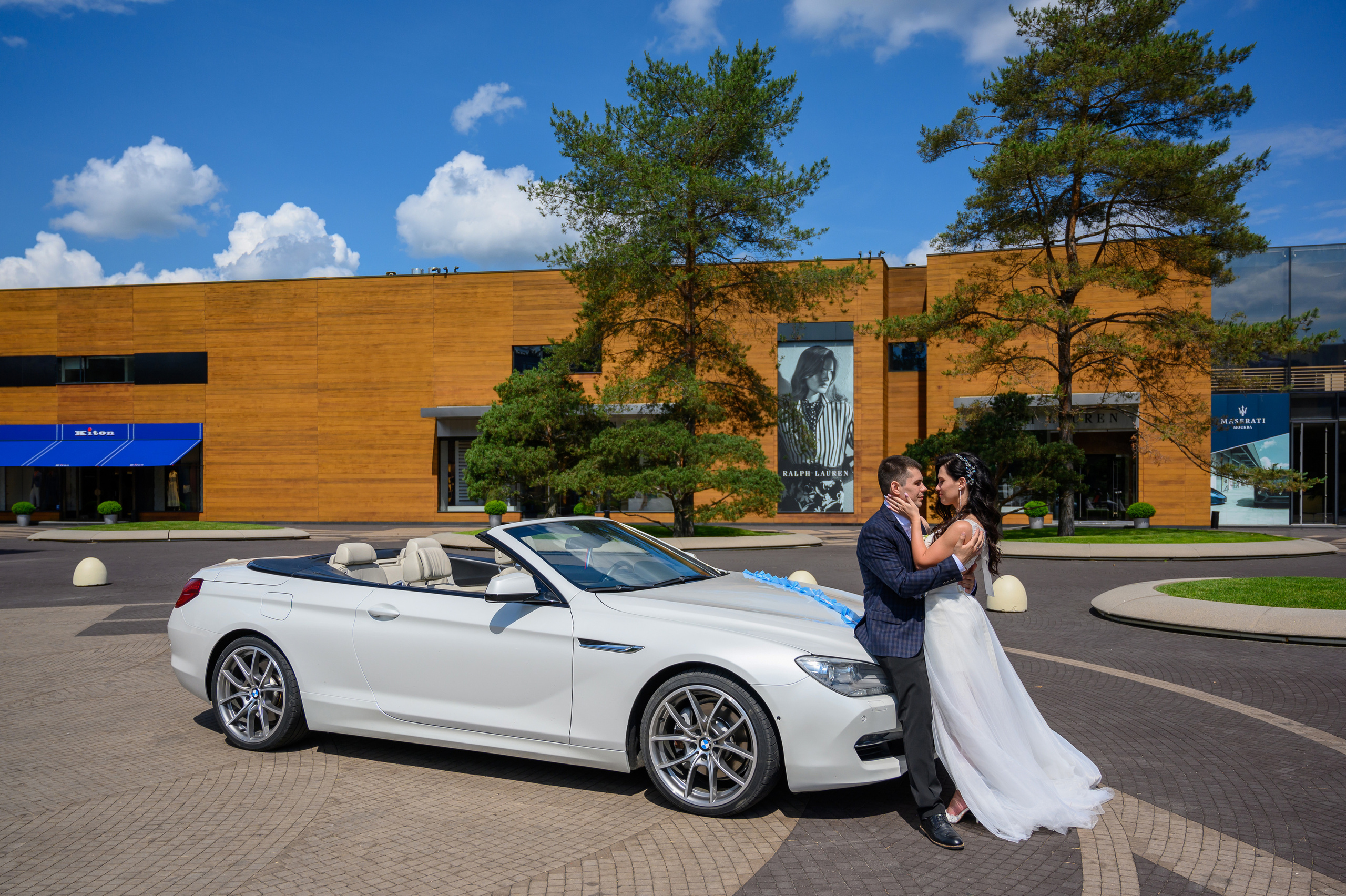 Свадьба, кабриолет В Барвихе. Семейный и контент фотограф в Москве Alira