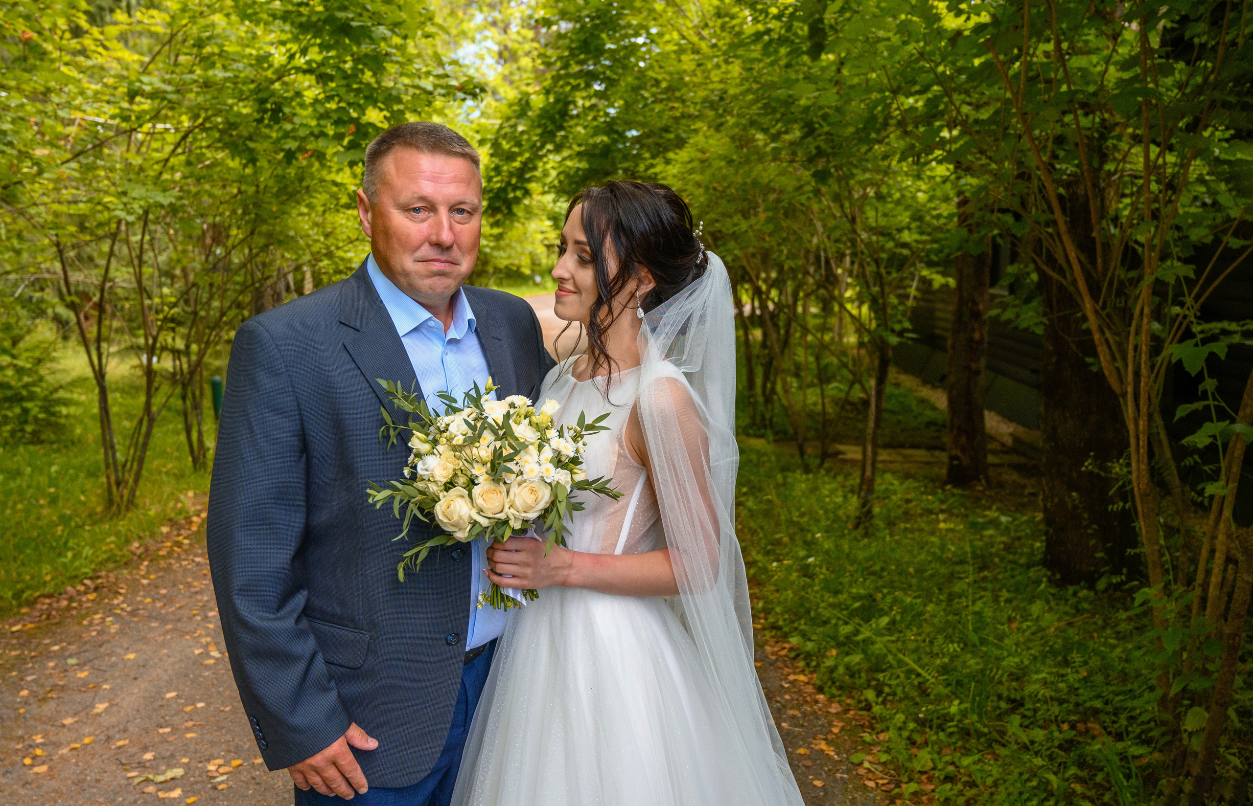 Прогулка в поле, свадьба в поле, прогулка лошади. Семейный и контент фотограф в Москве Alira