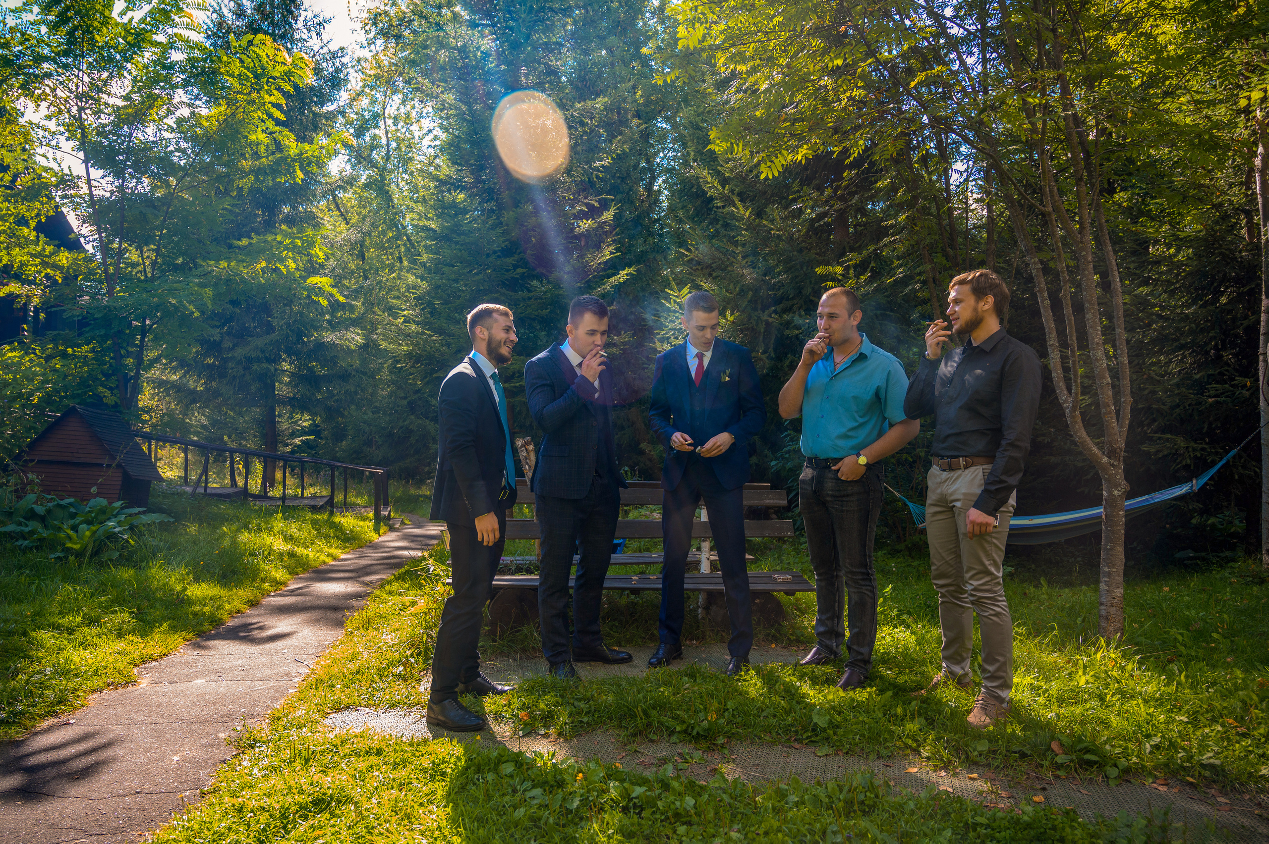 Прогулка в поле, свадьба в поле, прогулка лошади. Семейный и контент фотограф в Москве Alira