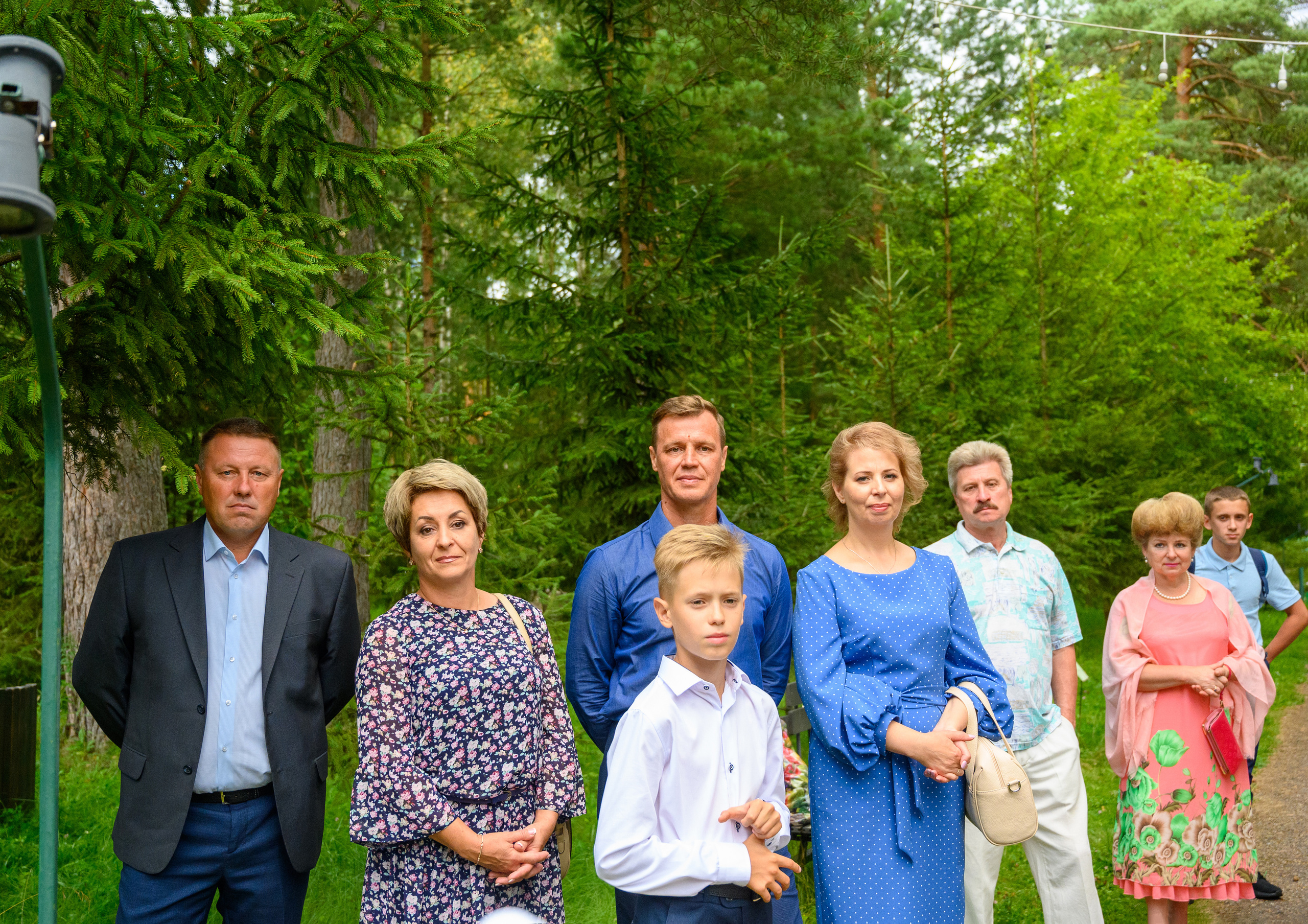 Прогулка в поле, свадьба в поле, прогулка лошади. Семейный и контент фотограф в Москве Alira