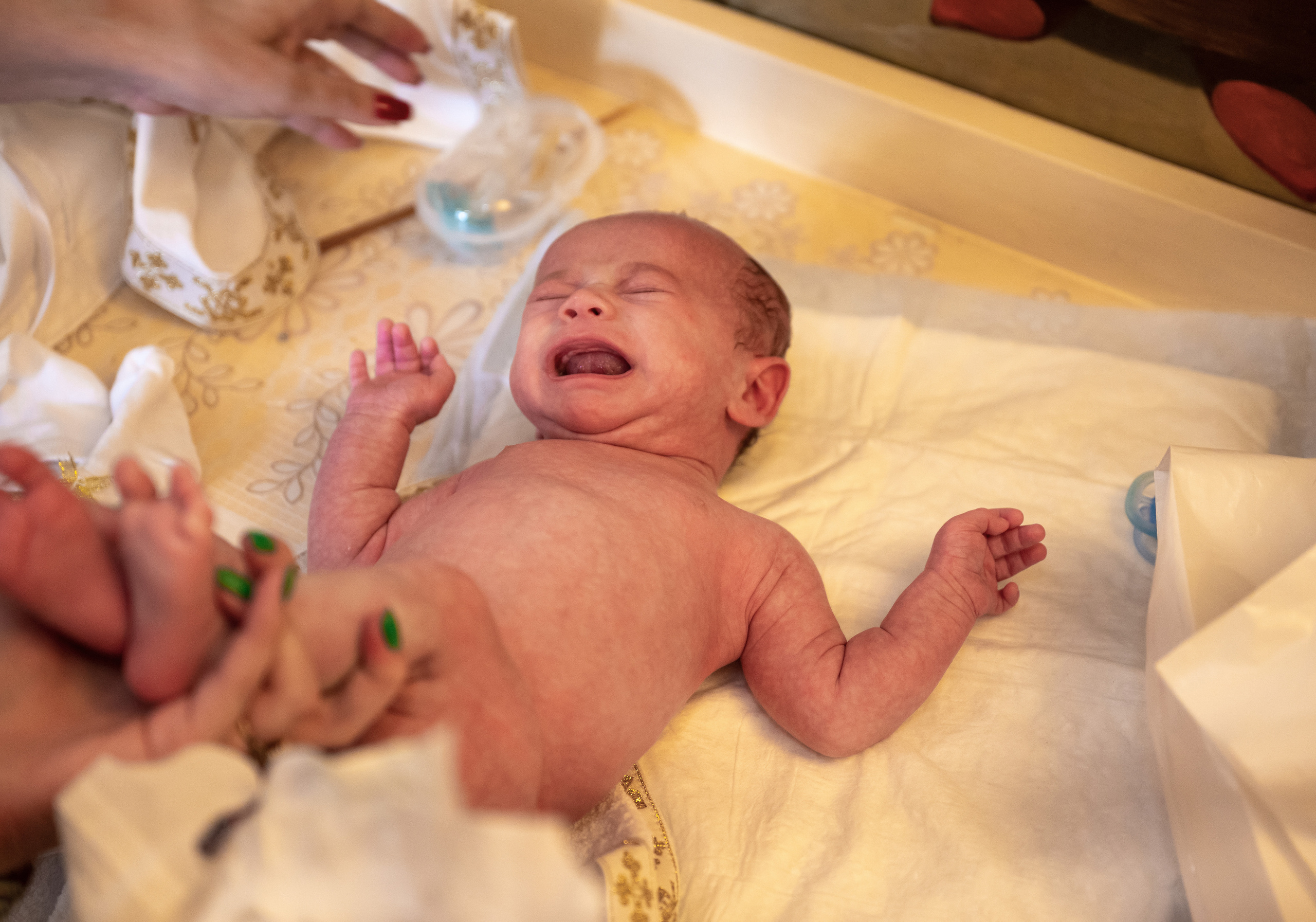 Крещение Кирилла. Семейный и контент фотограф в Москве Alira