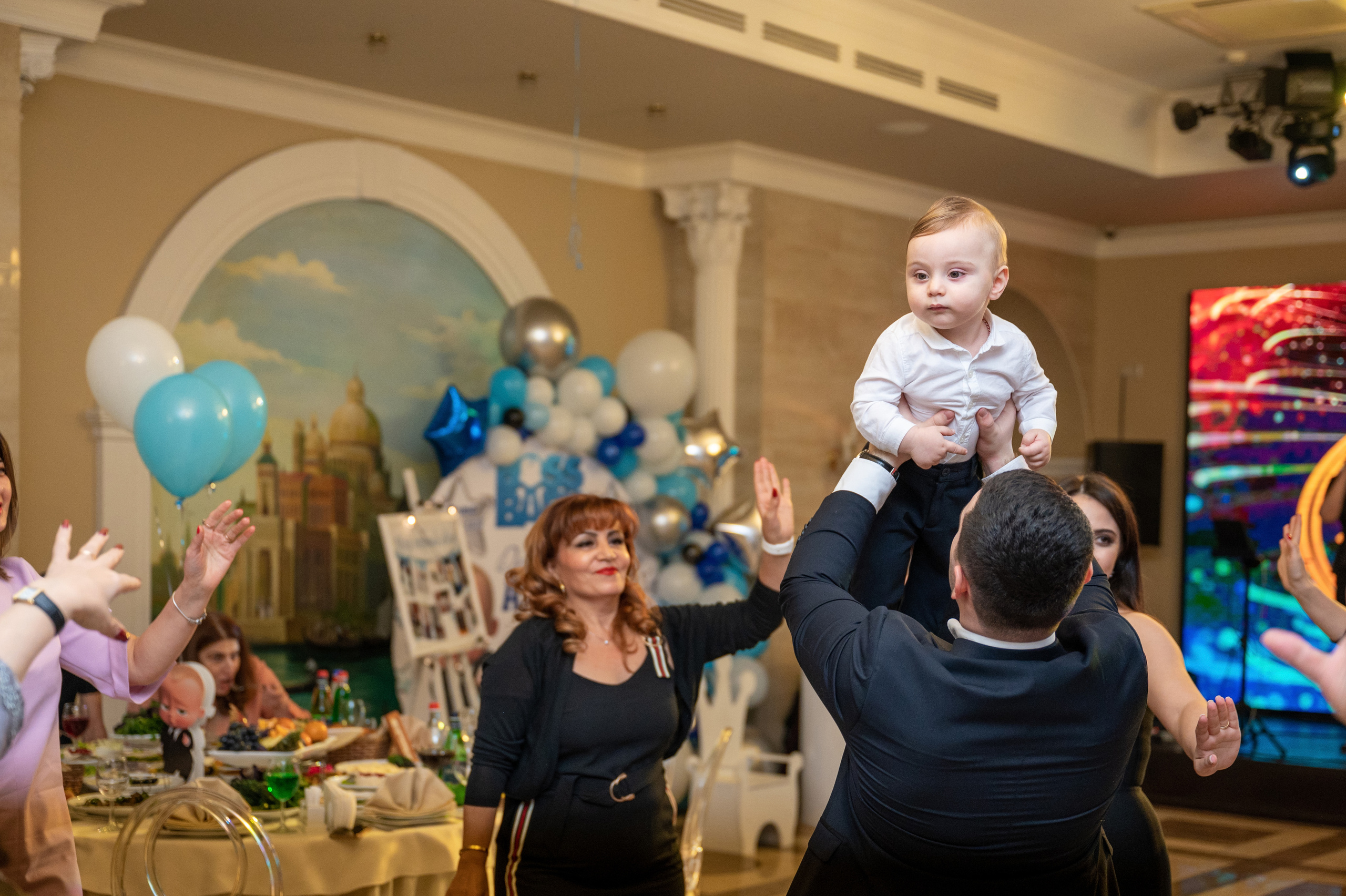 ДР Алексана 1 годик. Семейный и контент фотограф в Москве Alira